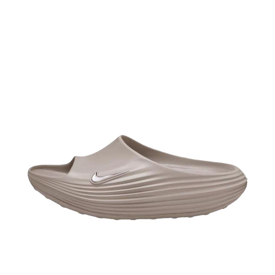 推荐商品：Nike ReactX Rejuven8 舒适 防滑 一字 平底 一脚蹬 拖鞋 浅卡其色