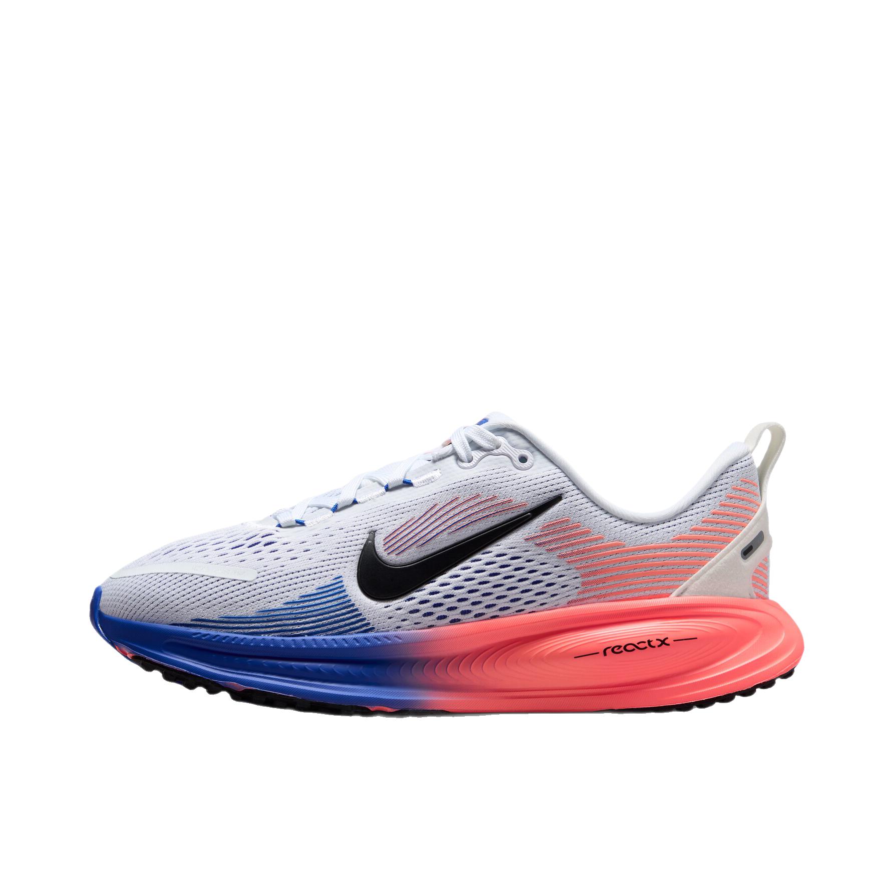 推荐商品：Nike Vomero 18 跑鞋 减震防滑低帮厚底训练轻便短跑贴合防水 大童/白色/黑色/赛车蓝/原子粉