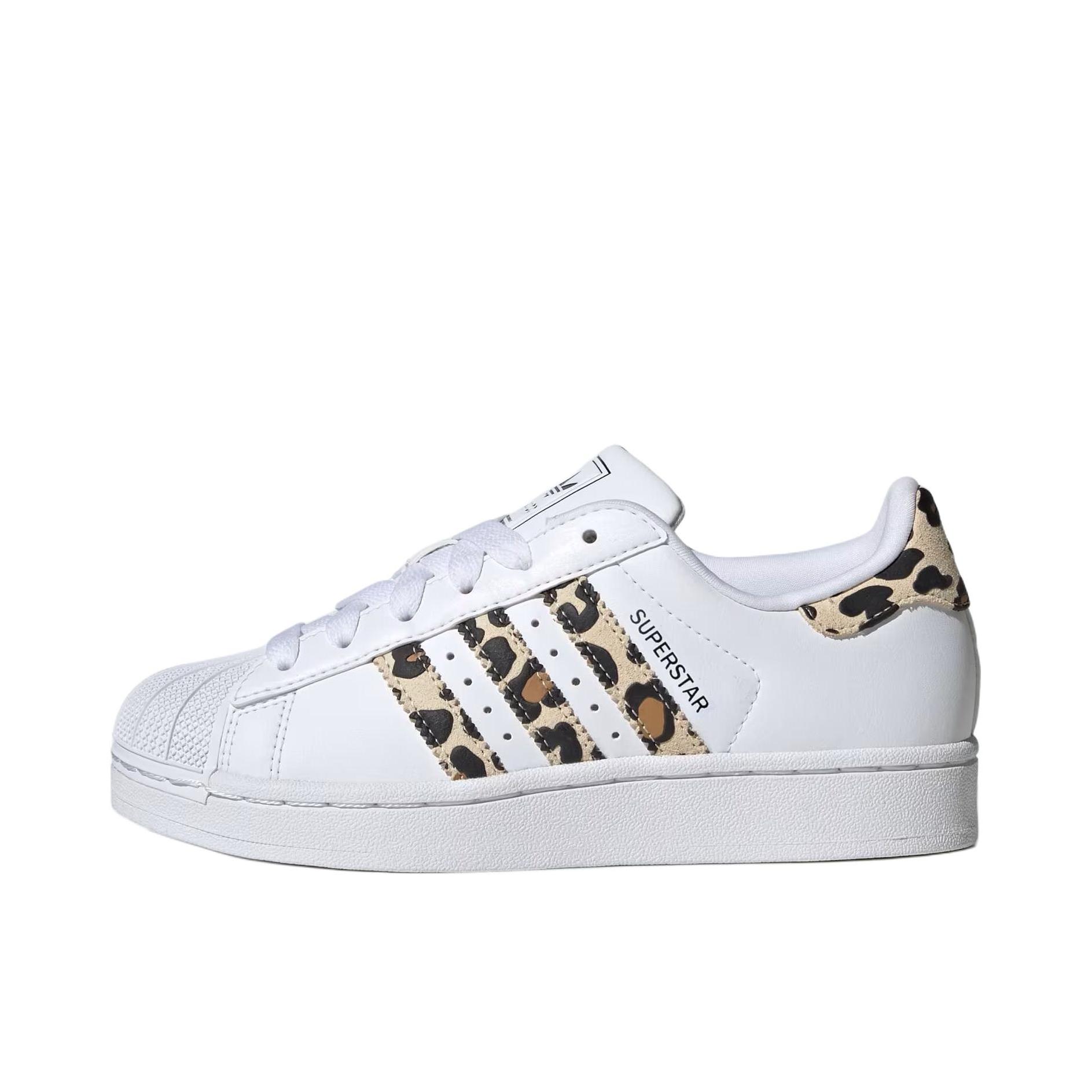 推荐商品：【宋雨琦同款】 adidas Originals Superstar 板鞋 轻便贝壳头薄底舒适百搭耐磨复古 大童/帆白色