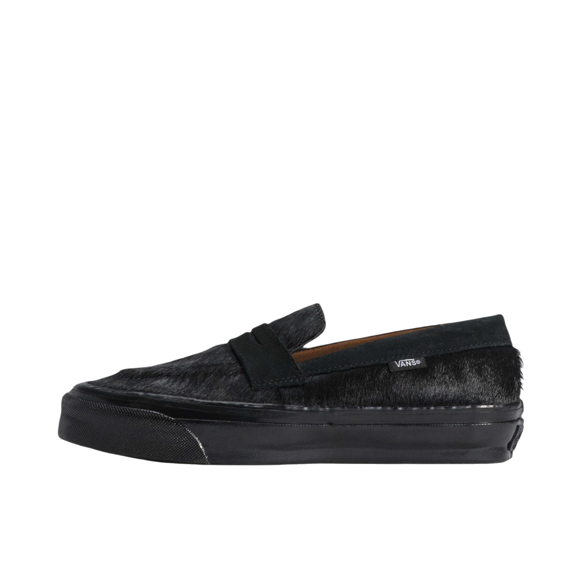 推荐商品：Vans/范斯 Loafer 板鞋 简约百搭减震耐磨贴合圆头 鬓毛/黑色