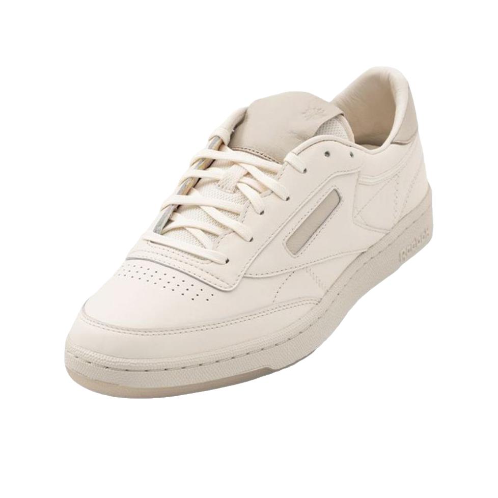 推荐商品：Reebok/锐步 Club C 85 Vintage 百搭时尚 耐磨 防滑 包裹性 板鞋 MADNESS联名/白色