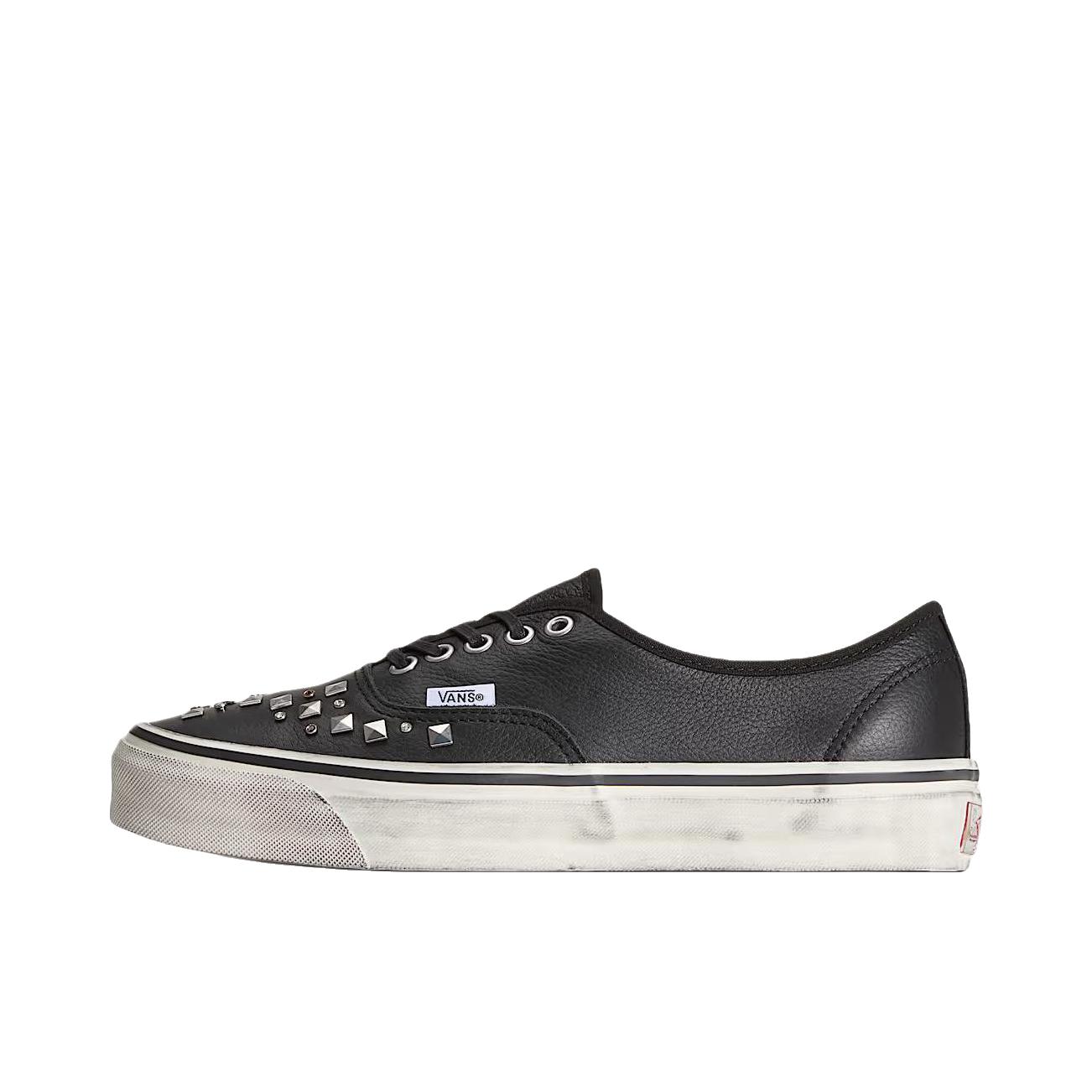推荐商品：Vans/范斯 Premium Authentic 44 EK 板鞋 厚底系带圆头舒适贴合 黑色/银色