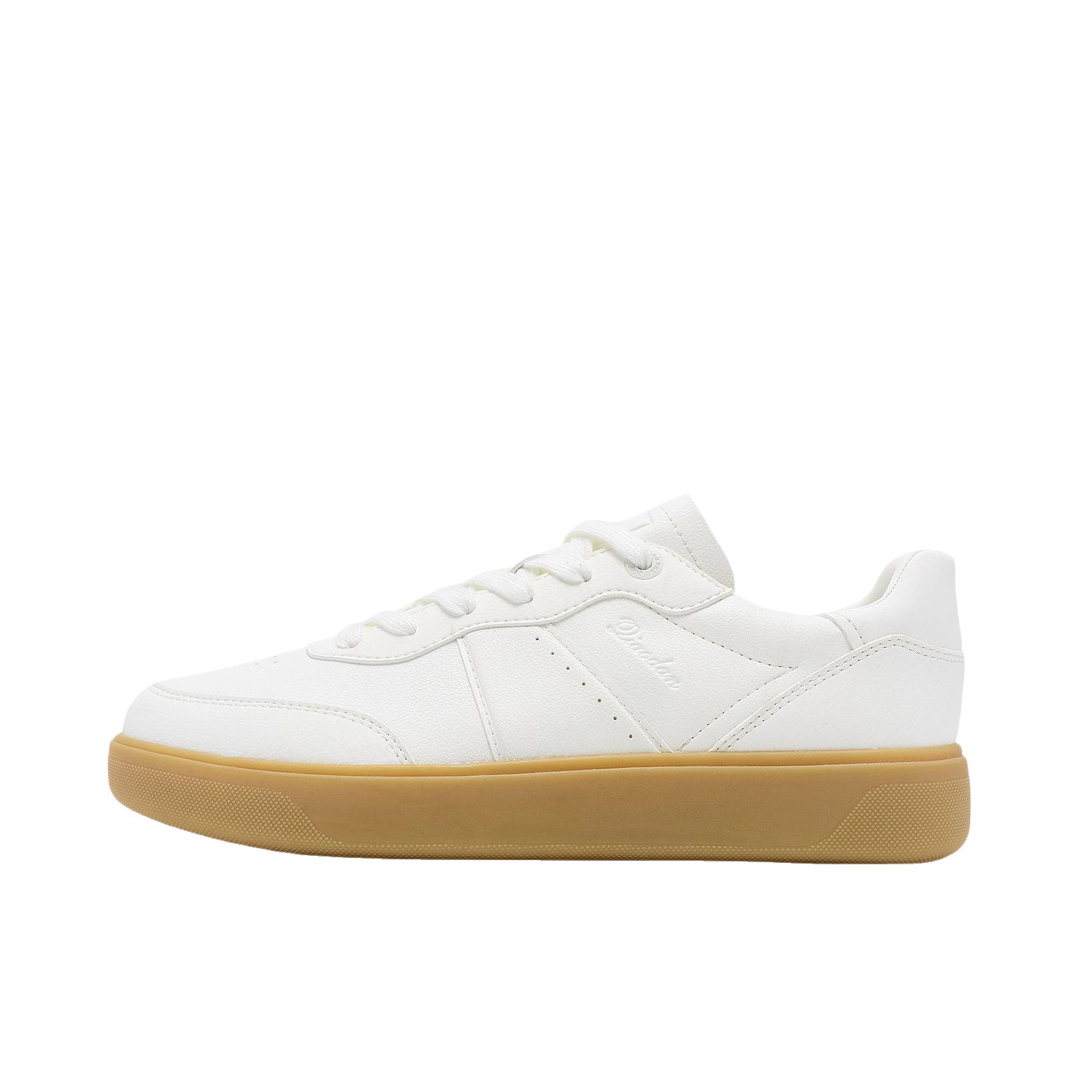 推荐商品：乔丹体育 板鞋 舒适透气轻便 QDL053263515 象牙白