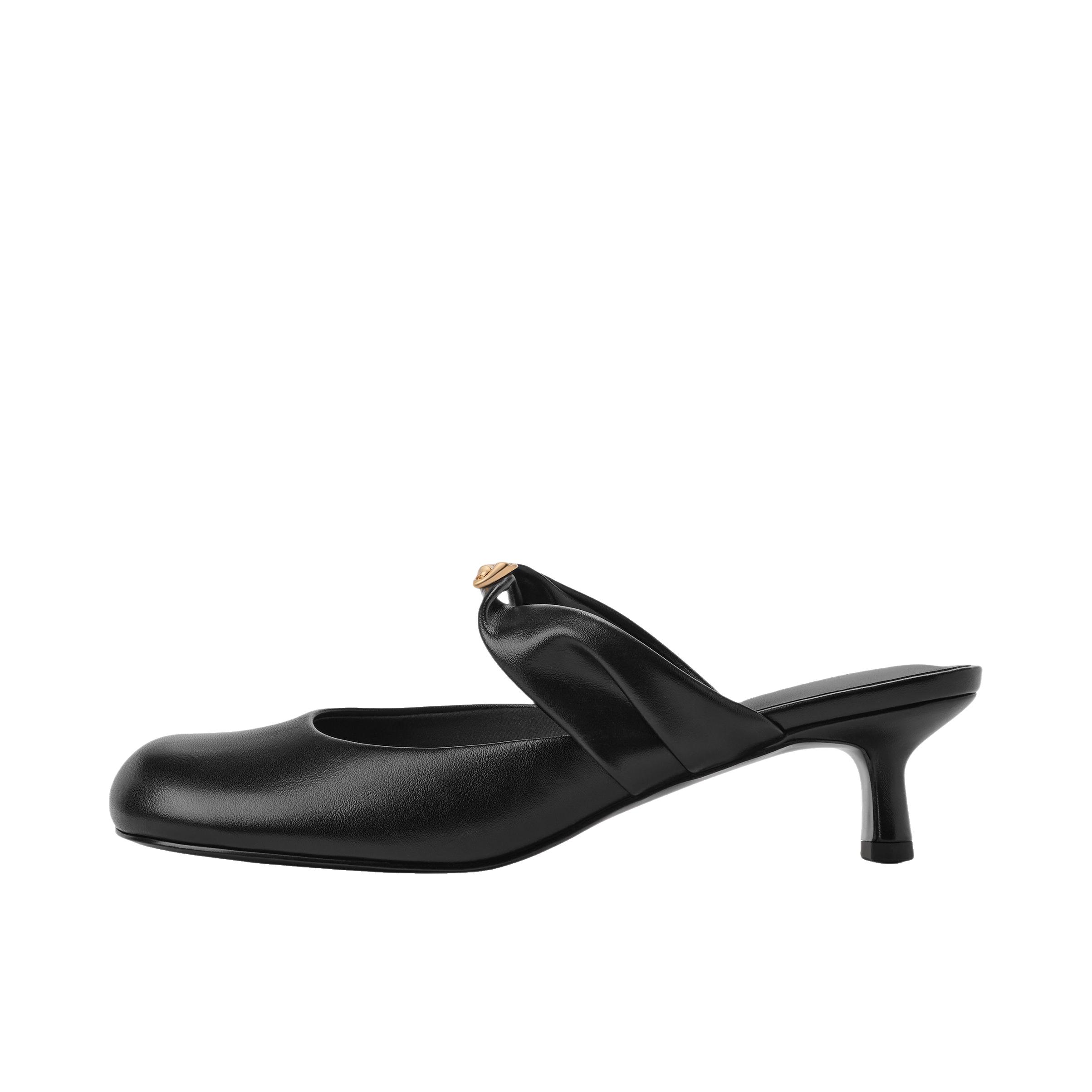 推荐商品：CHARLES&KEITH 高跟鞋 简约圆头褶皱 CK1-60920438 黑色