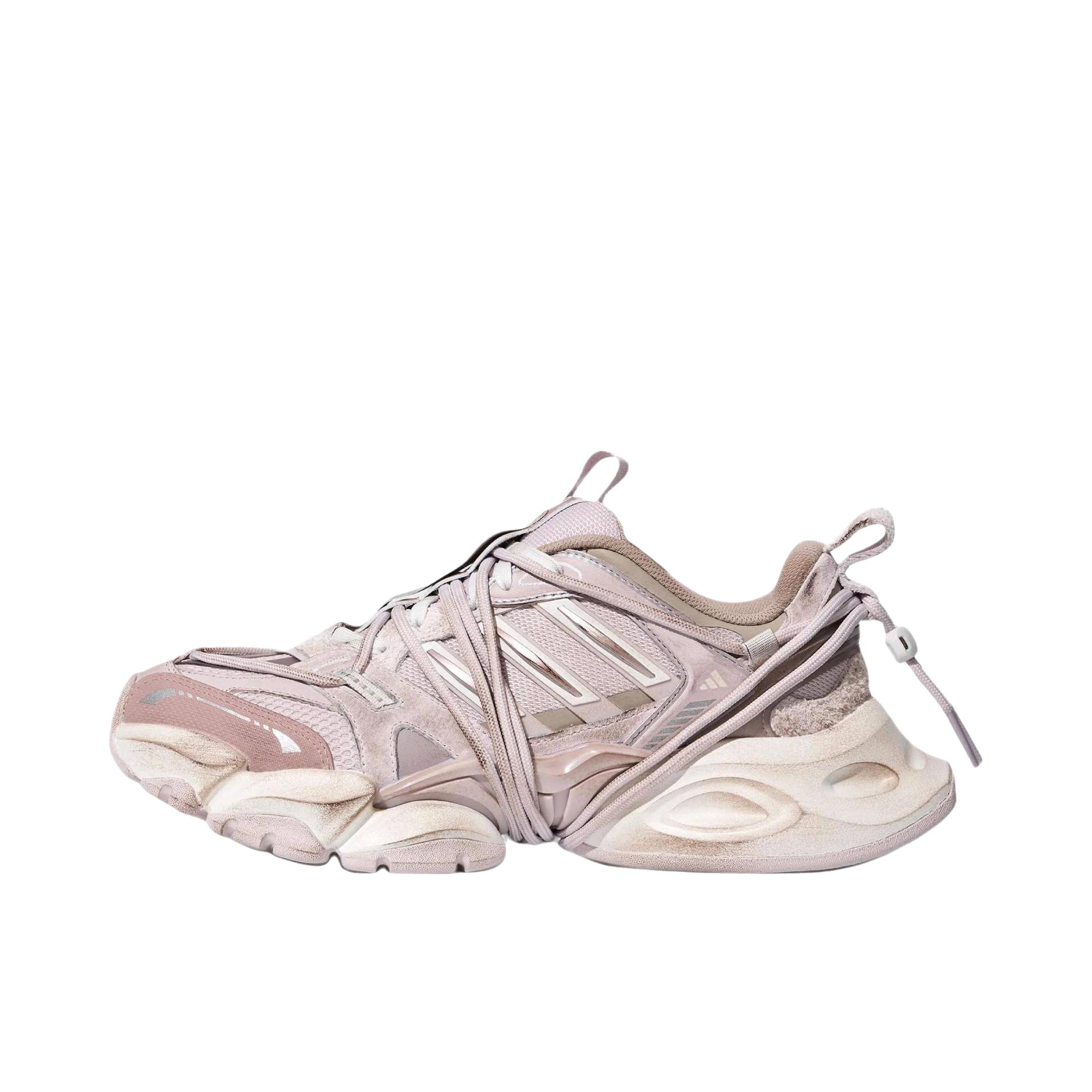 推荐商品：adidas XLG RUNNER DELUXE 2.0 FOS 跑鞋 舒适透气耐磨 浅粉色/晶白色
