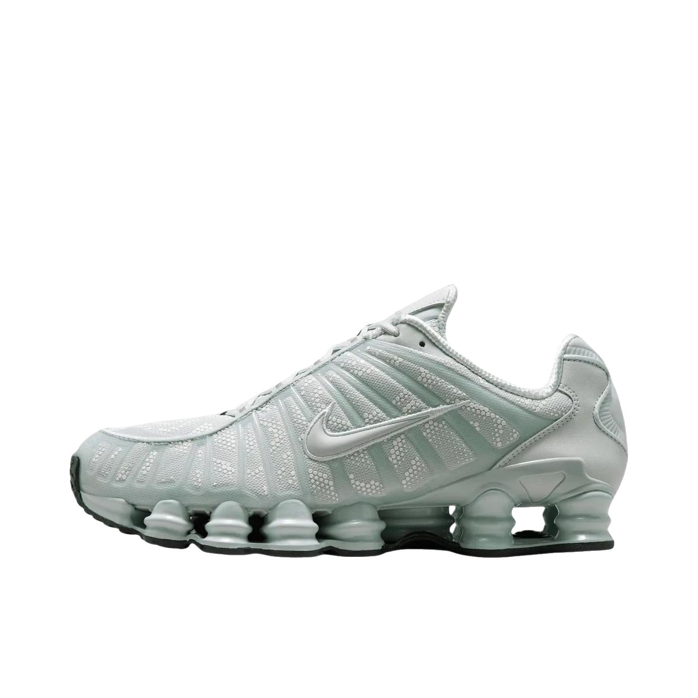 推荐商品：Nike Shox TL 运动休闲鞋 全掌气柱缓震回弹透气防滑耐磨百搭复古贴合圆头 薄荷绿/白色