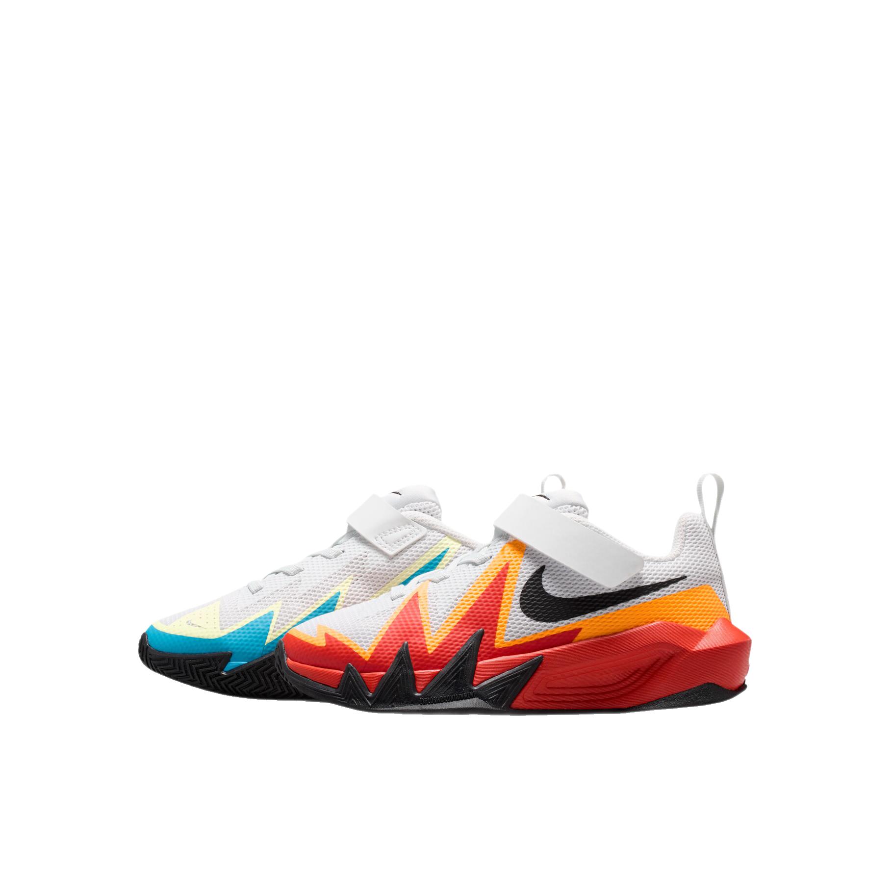 推荐商品：Nike S.T. DYNAMITE 运动鞋儿童 防滑耐磨轻便 鸳鸯款/小童/米白色/黑色/热情红/醋栗蓝/激光橙/微黄绿