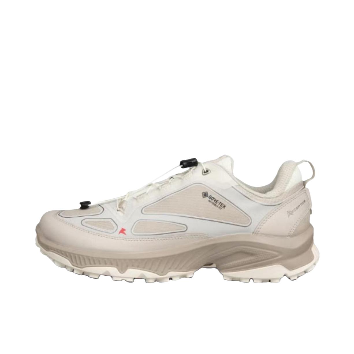 推荐商品：ECCO/爱步 登山鞋 户外鞋 运动防水深口 854343 米色/灰色