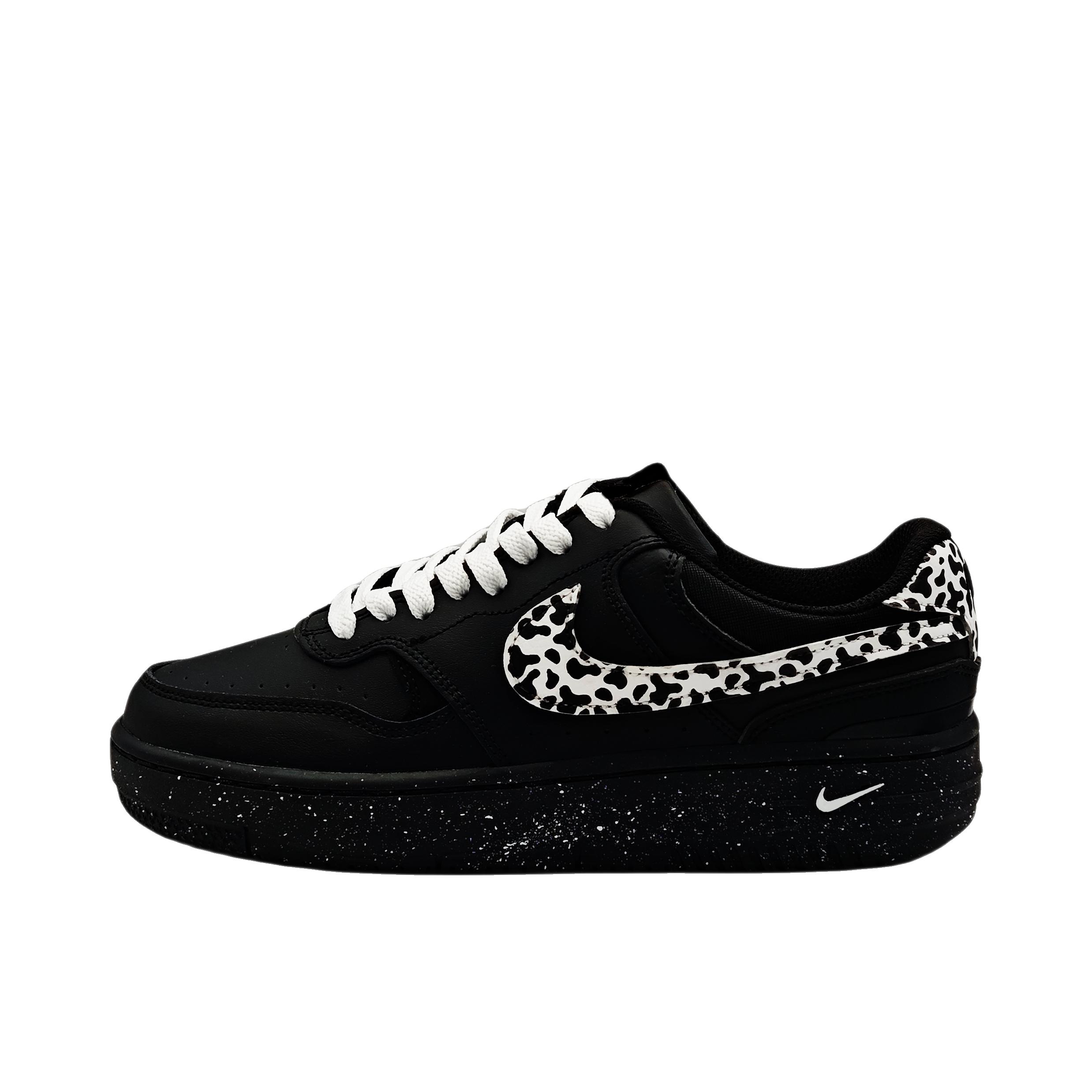 推荐商品：【定制球鞋】Nike Gamma Force 减震透气 防水 防滑耐磨 舒适百搭 复古简约 时尚潮流 轻便 板鞋 知黑守白
