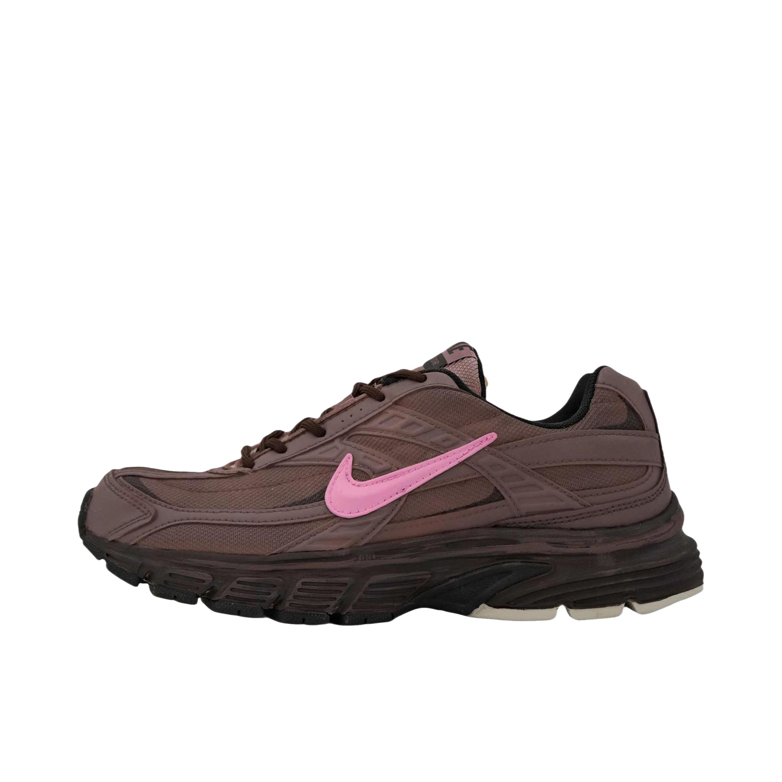 推荐商品：【定制球鞋】 Nike Initiator 跑鞋 做旧机能减震轻便网布透气防滑耐磨织物舒适支撑合成革休闲百搭 女款/可可草莓挞