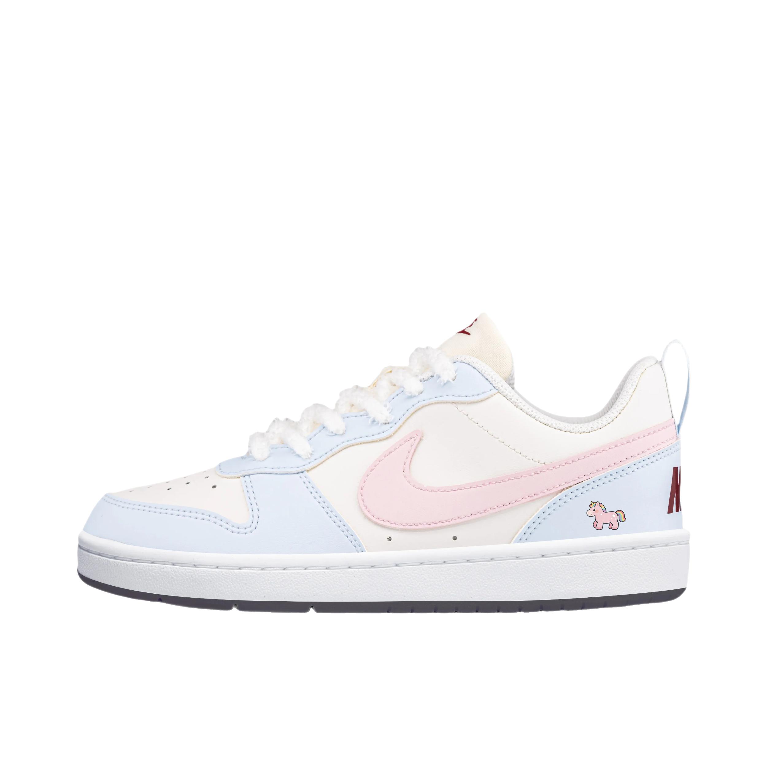 推荐商品：【定制球鞋】 Nike Court Borough 板鞋 防滑防水轻便减震手绘减龄做旧甜酷高街合成革甜妹包裹性复古婚鞋增高小白鞋薄底秋冬脏脏鞋 女款/快乐小马