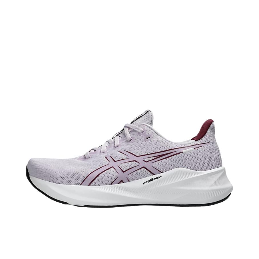 推荐商品：Asics/亚瑟士 VERSABLAST 4 跑鞋 耐磨低帮系带厚底圆头 大丽花/贝尼莫紫 