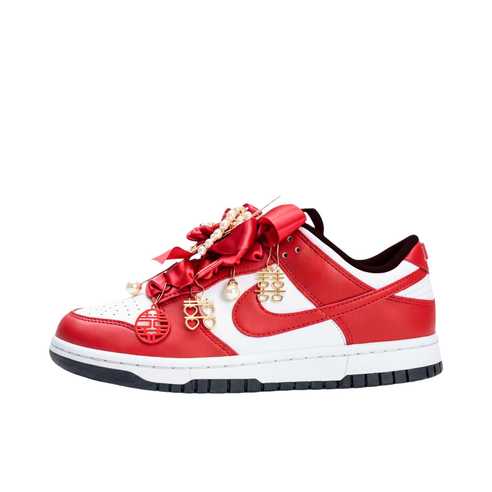 推荐商品：【定制球鞋】 Nike Dunk 板鞋 平跟系带防滑耐磨做旧高街简约百搭潮流复古美式 琴瑟和鸣