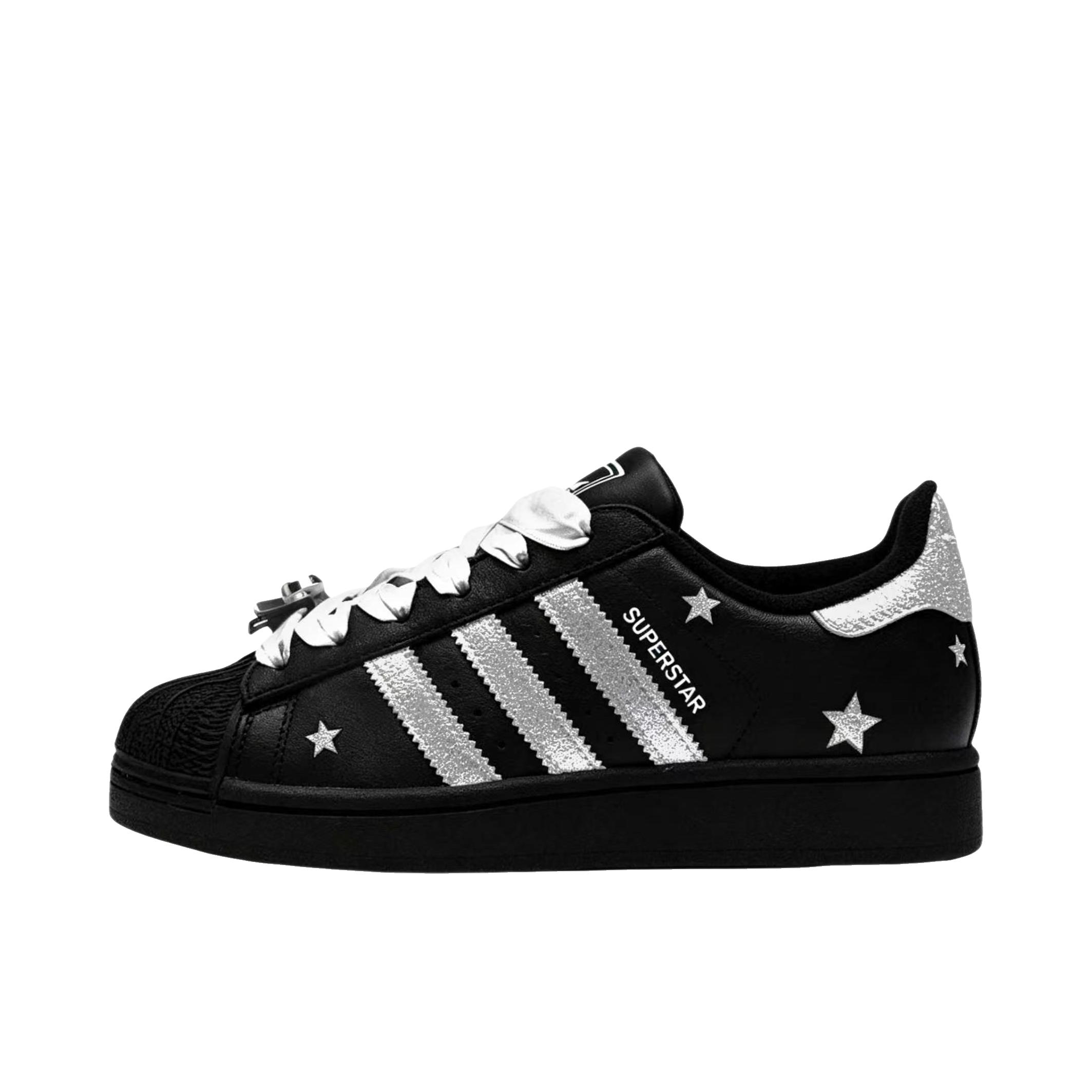 推荐商品：定制款 adidas Originals Superstar 2 板鞋 防滑减震低帮系带 GS款/黑糖银星