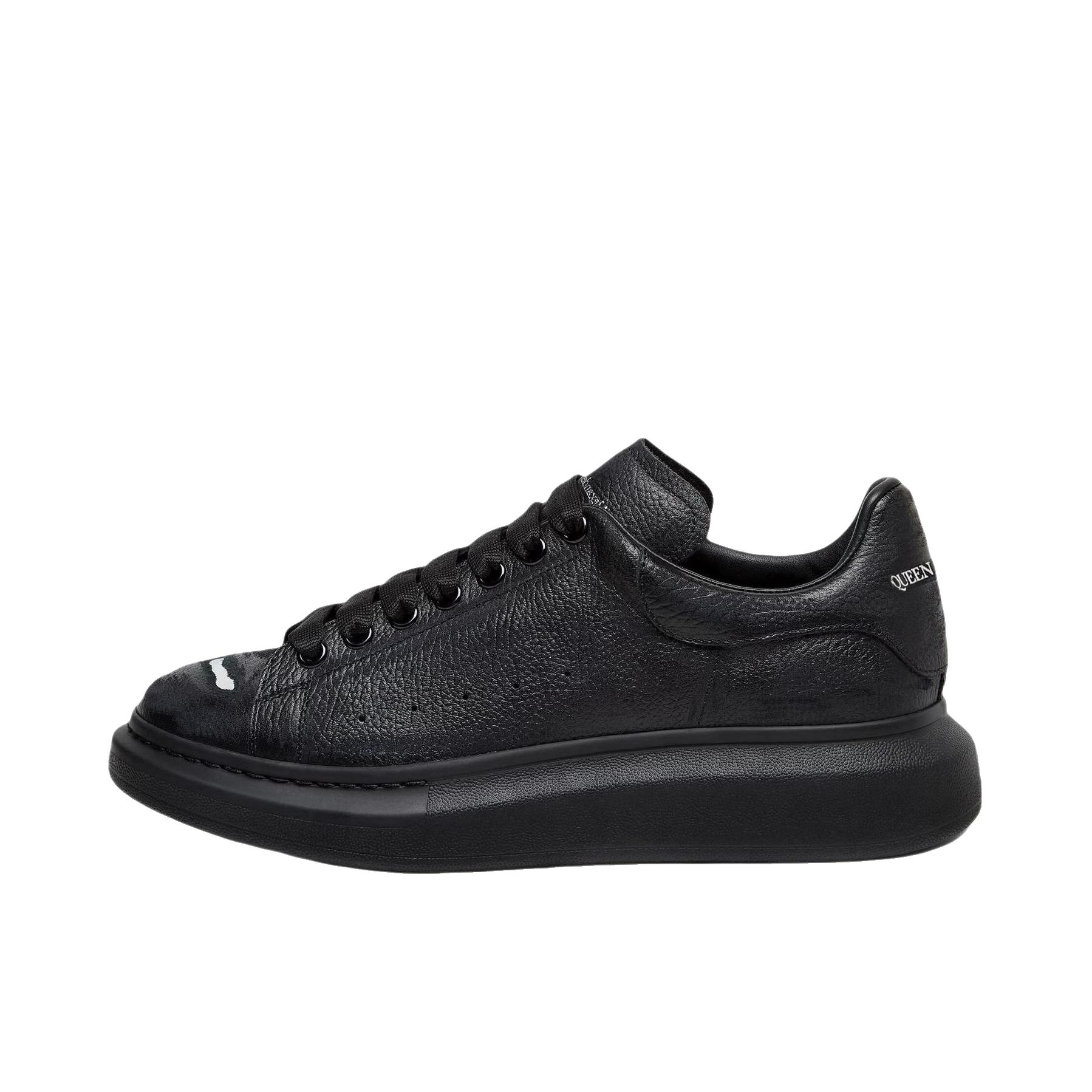 推荐商品：Alexander McQueen/亚历山大麦昆 Oversized Sneaker 运动休闲鞋 小牛皮厚底圆头系带 黑色