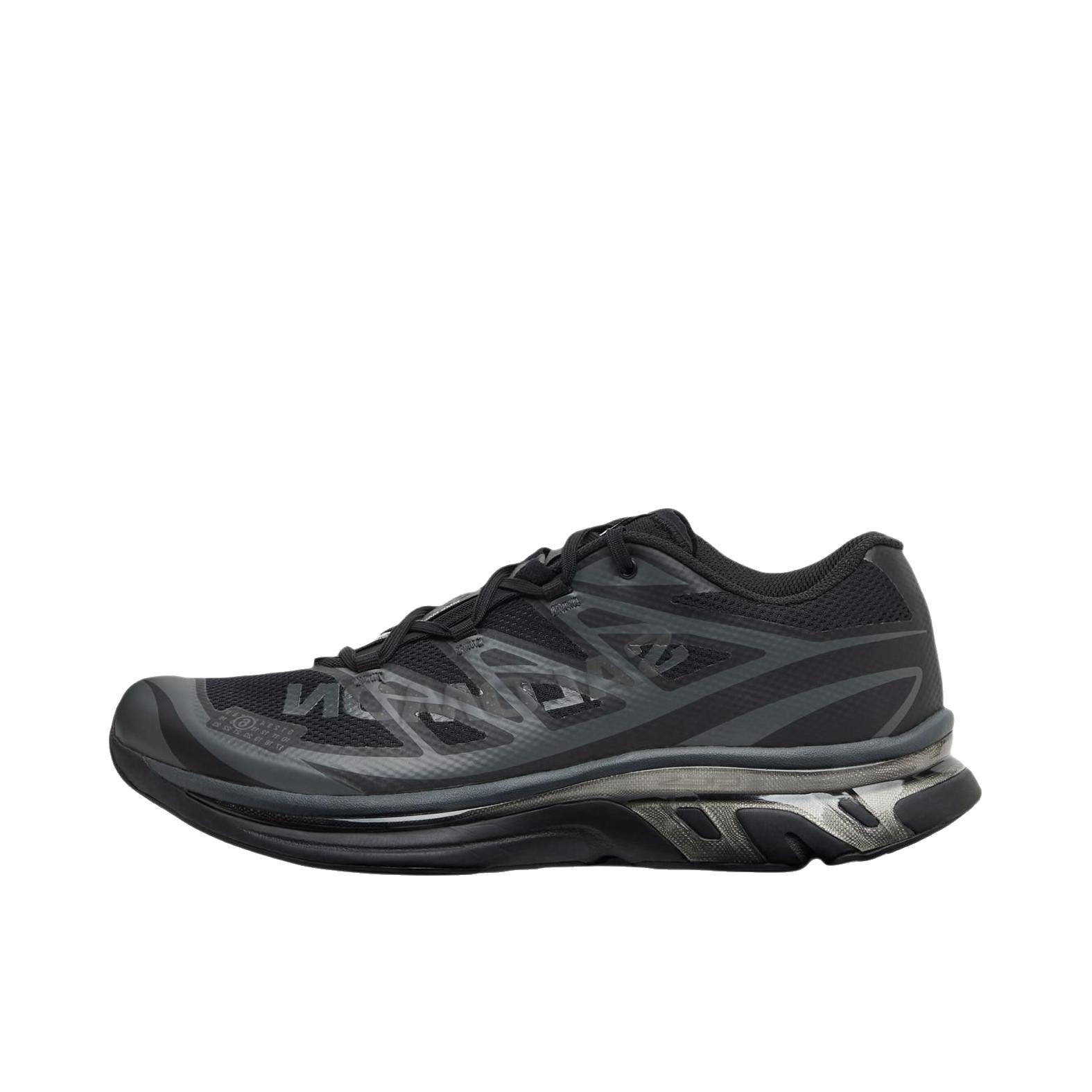 推荐商品：Salomon/萨洛蒙 XT-MM-6 越野跑鞋 圆头系带休闲厚底 MM6 Maison Margiela联名款/黑色/深灰色 