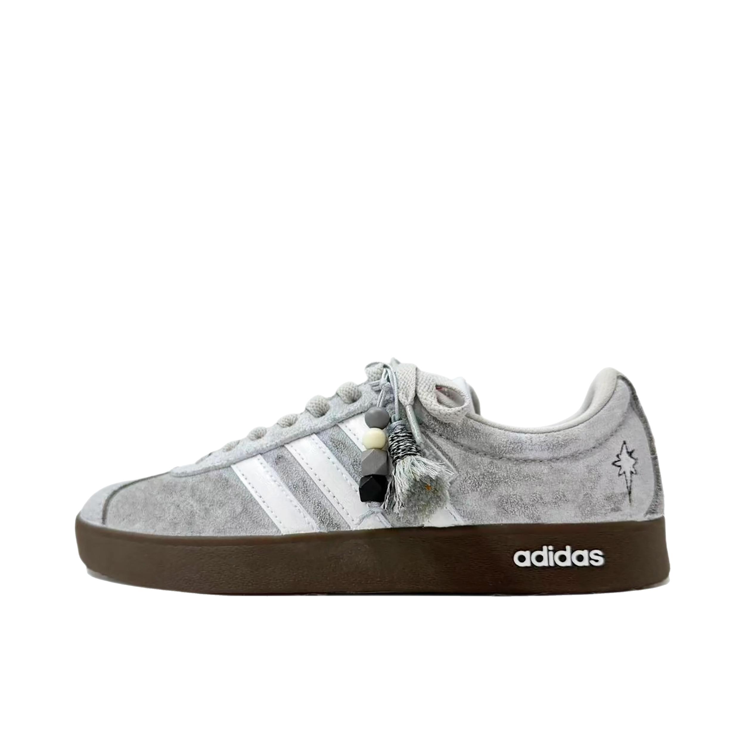 推荐商品：定制款 adidas neo Vl Court 板鞋 减震抗冲击性防水合成革甜酷美式包裹性 灰色轨迹