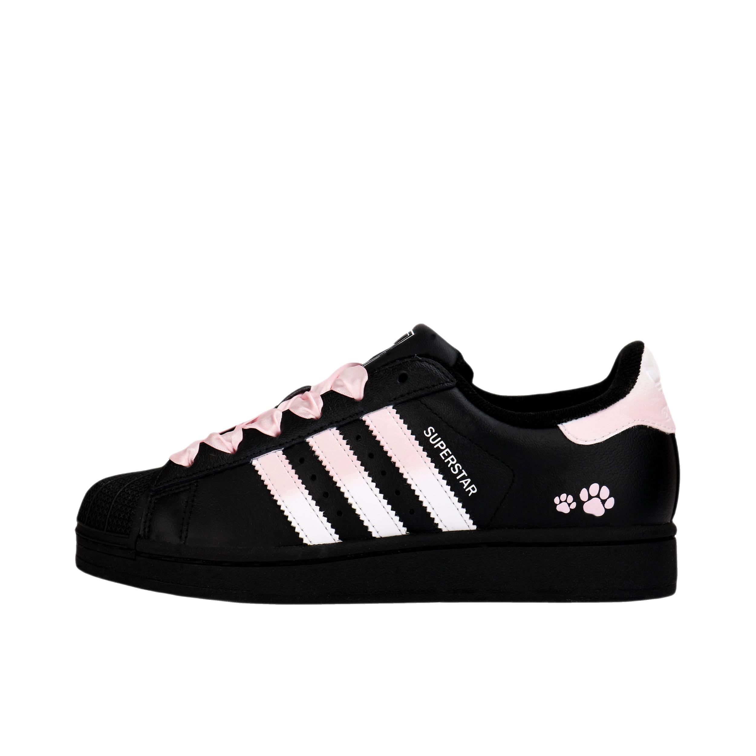 推荐商品：定制款 adidas Originals Superstar 2 板鞋 防滑减震低帮系带 大童/粉黑甜星