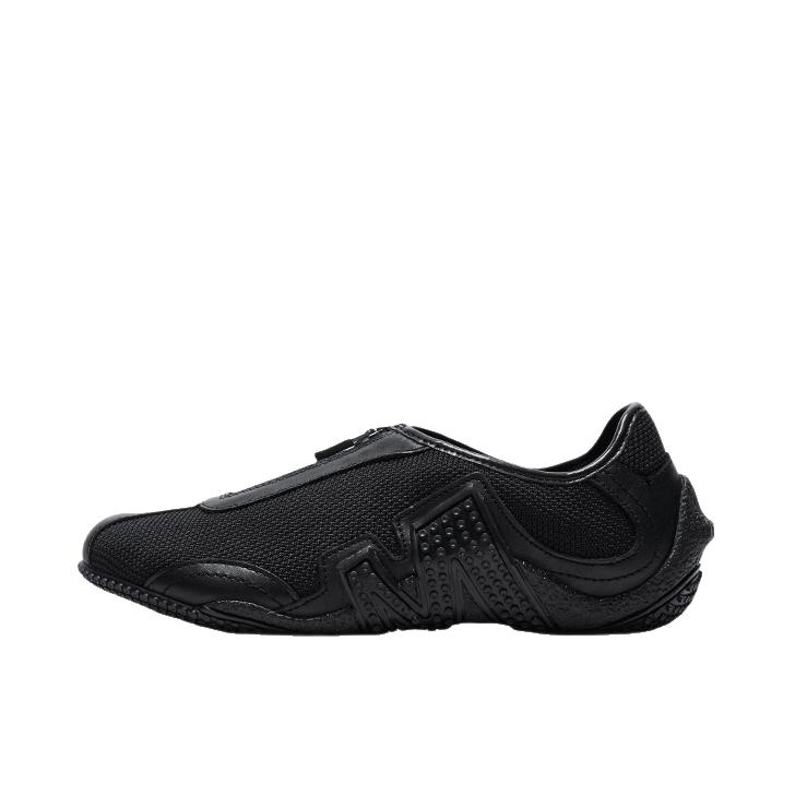 推荐商品：Merrell/迈乐 RELAY FLY ZIP SE 运动休闲鞋 日常通勤街头百搭 女款/黑色