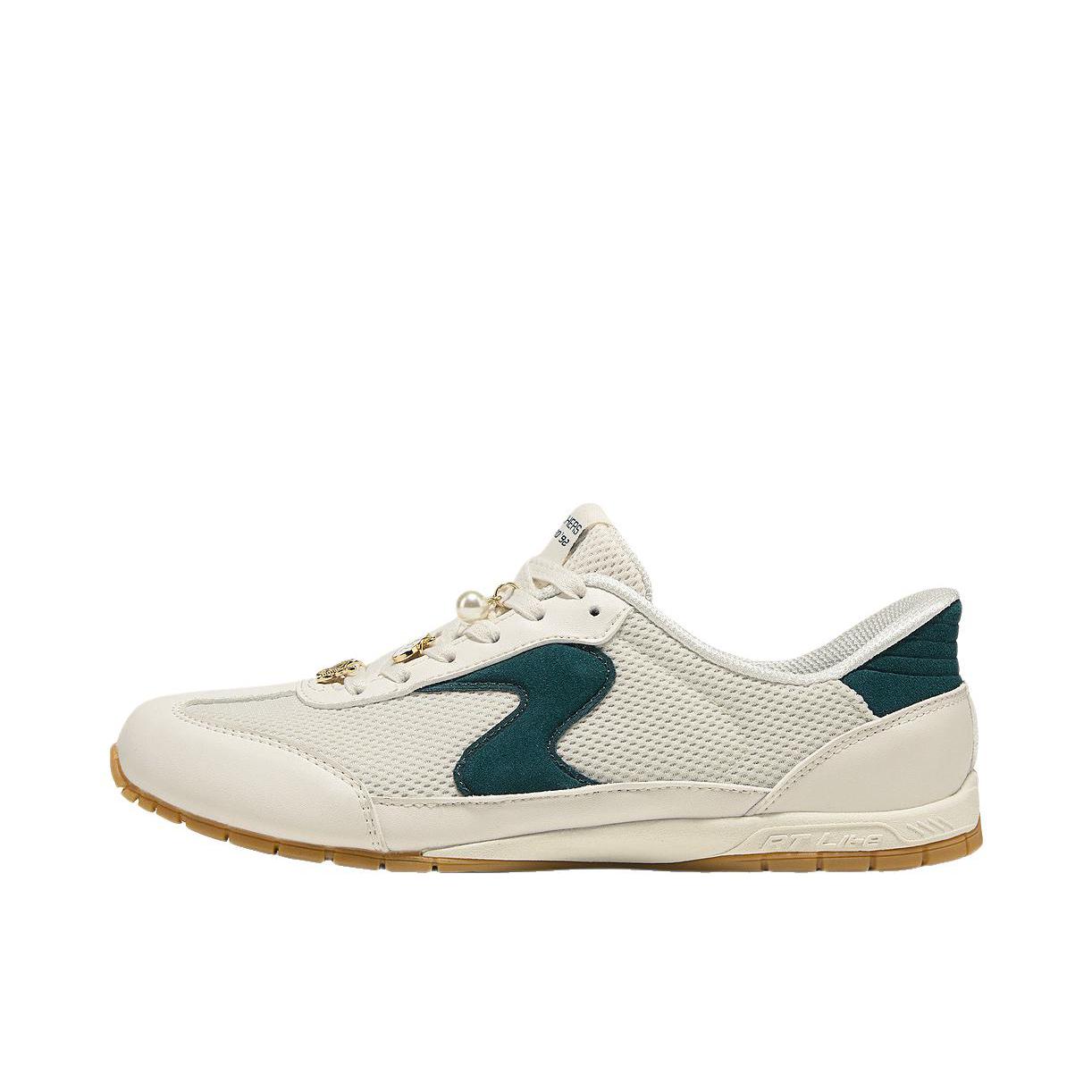 推荐商品：Skechers/斯凯奇 COURT CLASSIC 运动休闲鞋 复古百搭透气 自然色