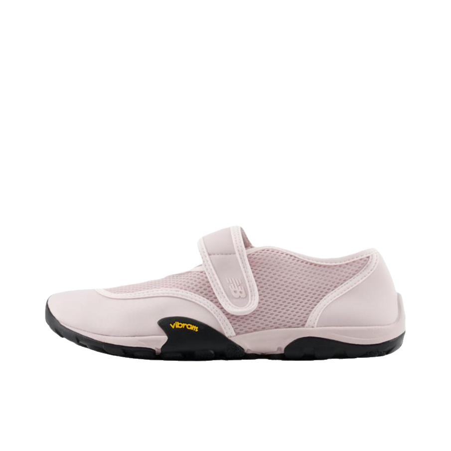 推荐商品：New Balance MT2系列 运动休闲鞋 百搭透气舒适 D宽/浅粉色