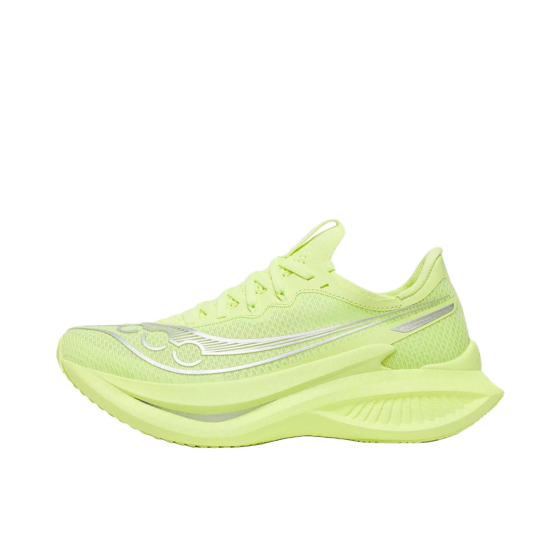 推荐商品：Saucony/索康尼 Endorphin Pro 啡鹏5 跑鞋 百搭休闲舒适轻便碳板马拉松 嫩芽绿