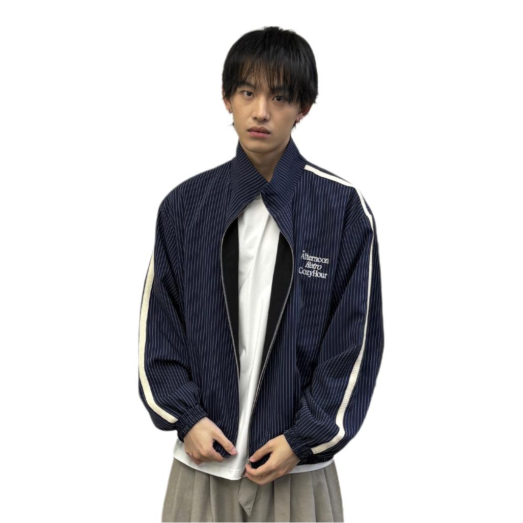 推荐商品：ROARINGWILD/咆哮野兽 2026AW arch系列双面穿条纹廓形长袖夹克 ARW262103 蓝