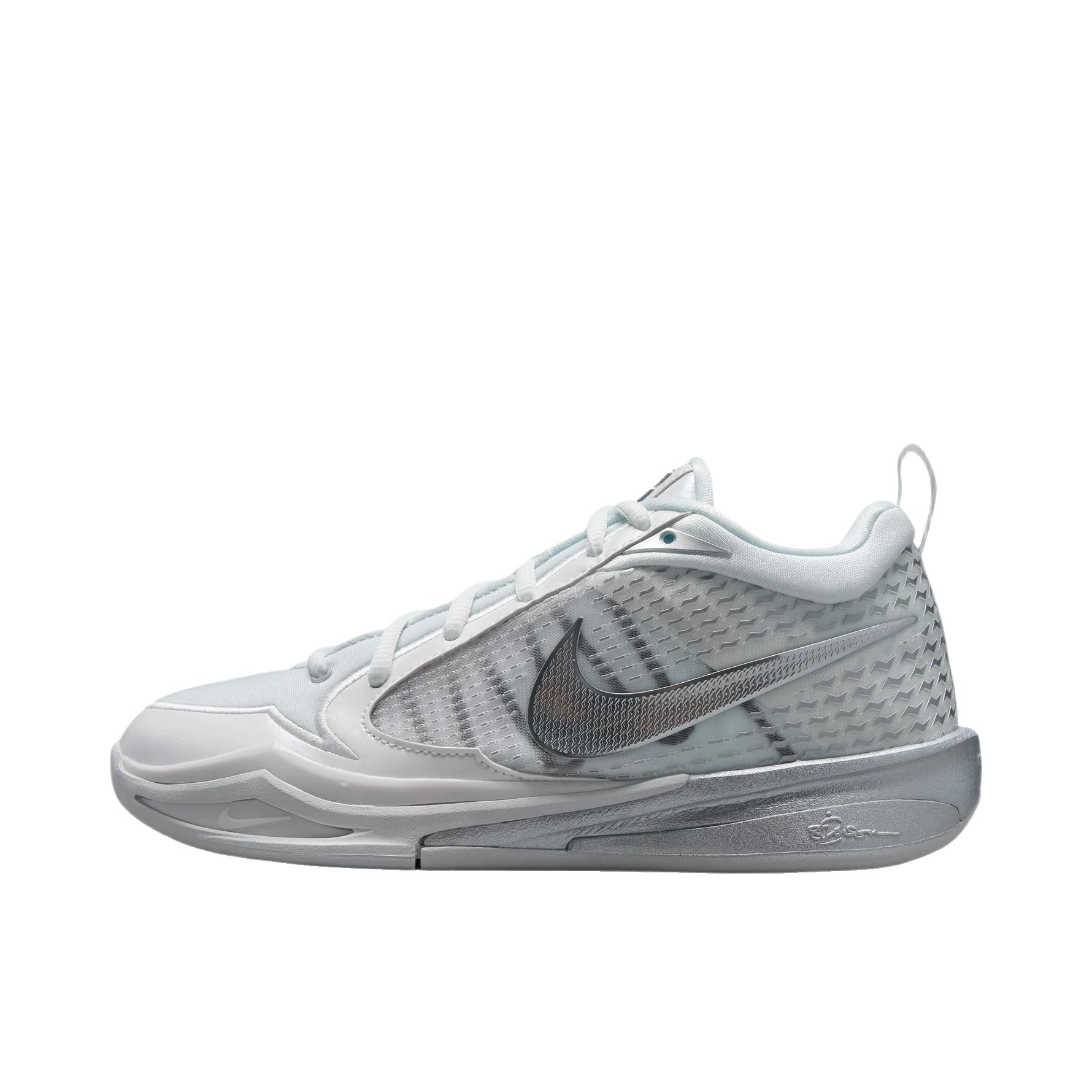 推荐商品：Nike Sabrina 4 篮球鞋 圆头厚底实战系带 大童/山峰白/金属银/黑色