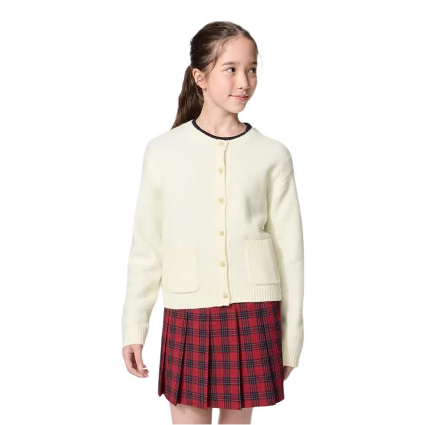 推荐商品：UNIQLO/优衣库童装 2026AW 亲肤透气纽扣针织衫 女中大童 486825 乳白