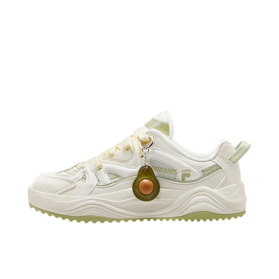 推荐商品：FILA/斐乐 WORKWEAR 板鞋 舒适时尚百搭 女款/豆腐白/雪白色
