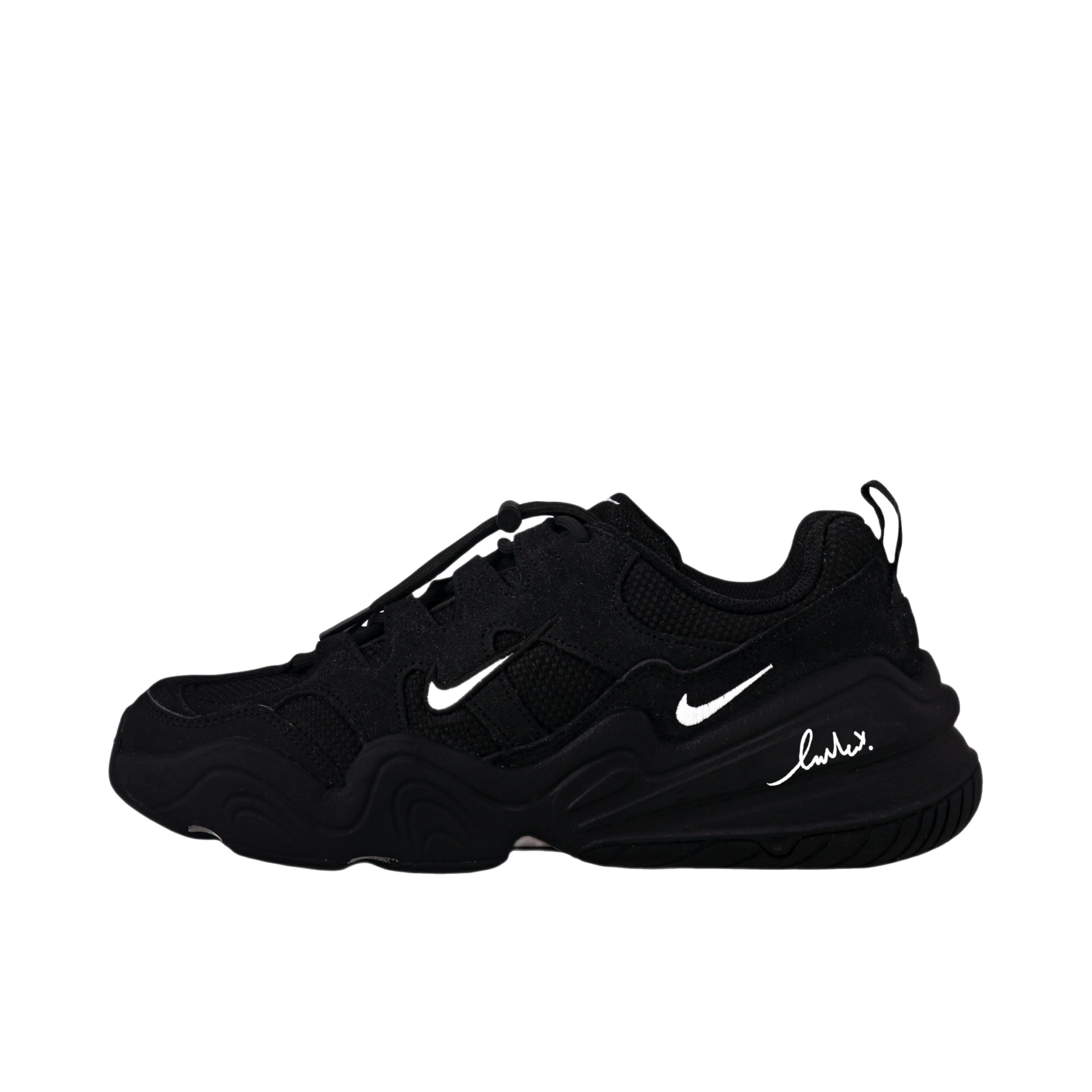 推荐商品：【定制球鞋】 Nike Tech Hera DEER 跑鞋 学院风运动潮流时尚耐磨支撑增高美式 黑胶片