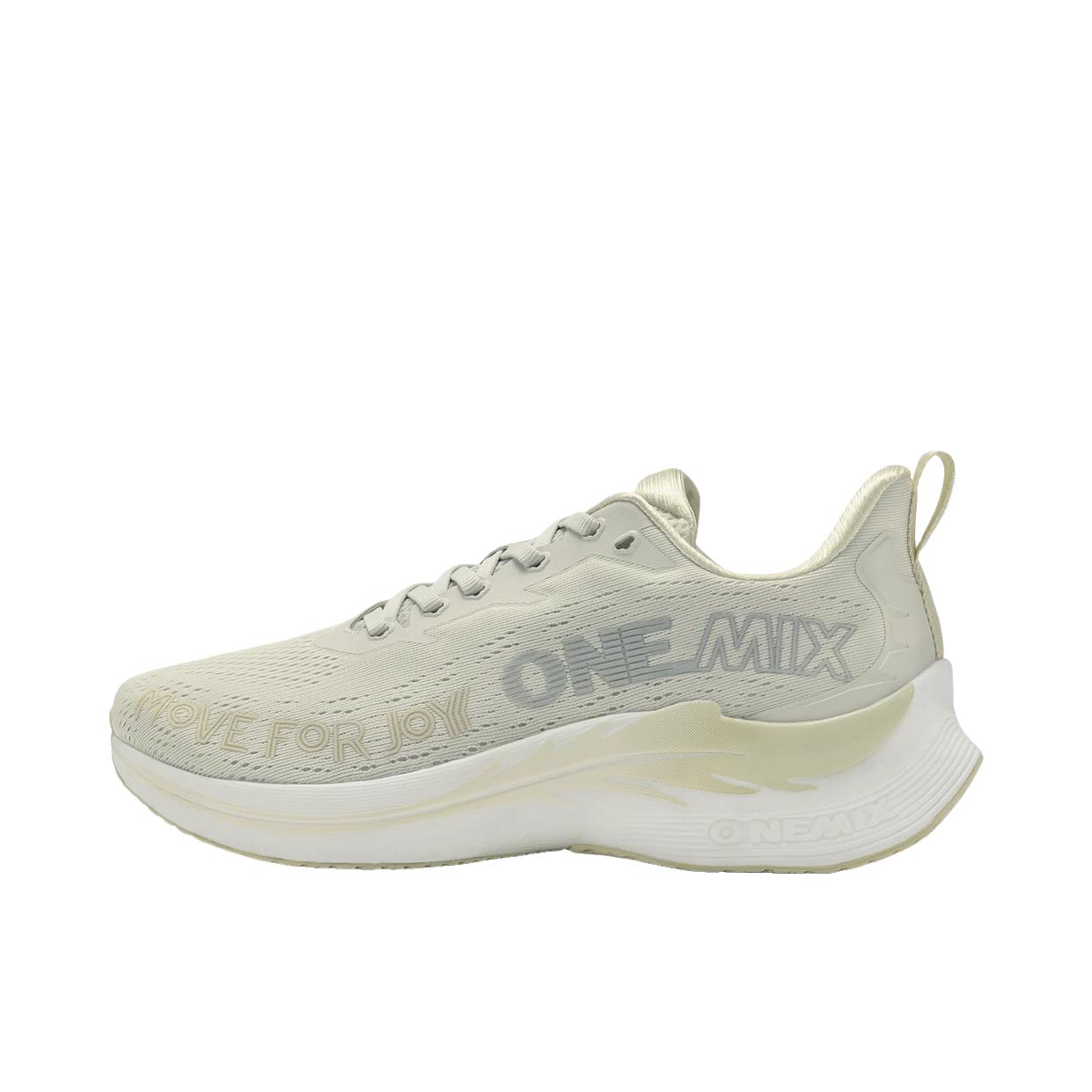 推荐商品：ONEMIX/玩觅 跑鞋 舒适减震透气 25689 清爽沙