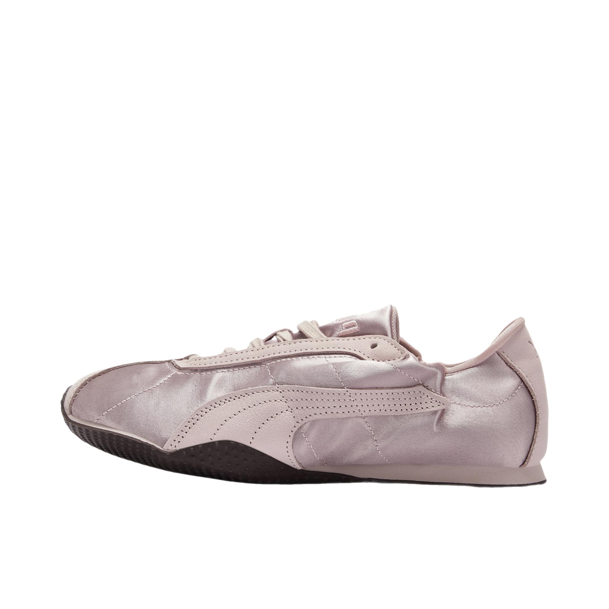 推荐商品：【单依纯同款】 Puma/彪马 H-Street Elastic 运动休闲鞋 薄底系带圆头缎面芭蕾风 薄雾粉/巧克力色