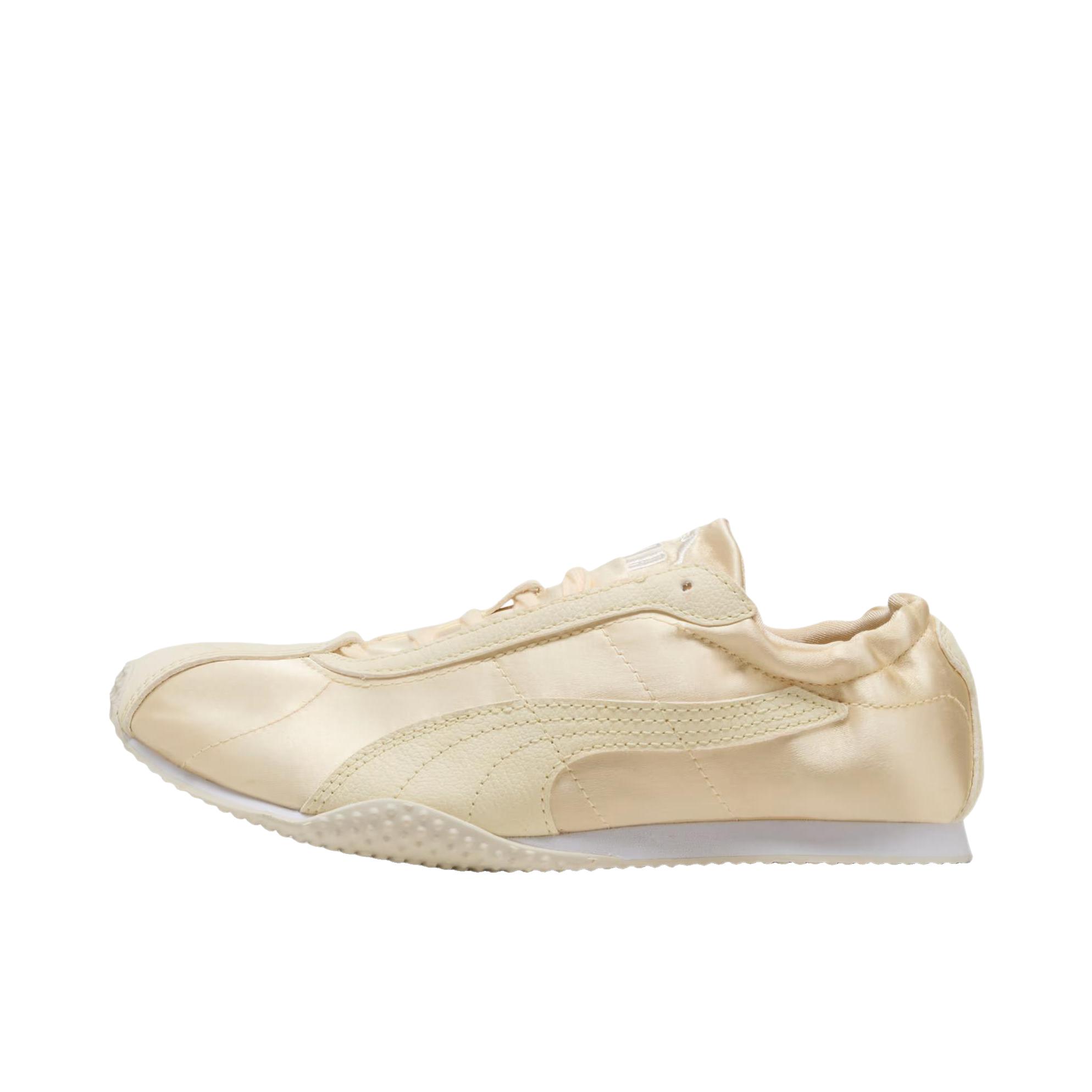 推荐商品：Puma/彪马 H-Street Etoile 运动休闲鞋 耐磨舒适百搭 奶油色/蒸汽灰/白色