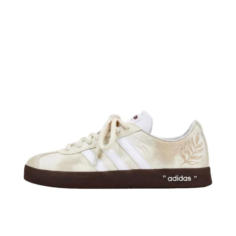 推荐商品：定制款 adidas Vl Court Classic 板鞋 复古简约学院风皮革 沙屿杏咖