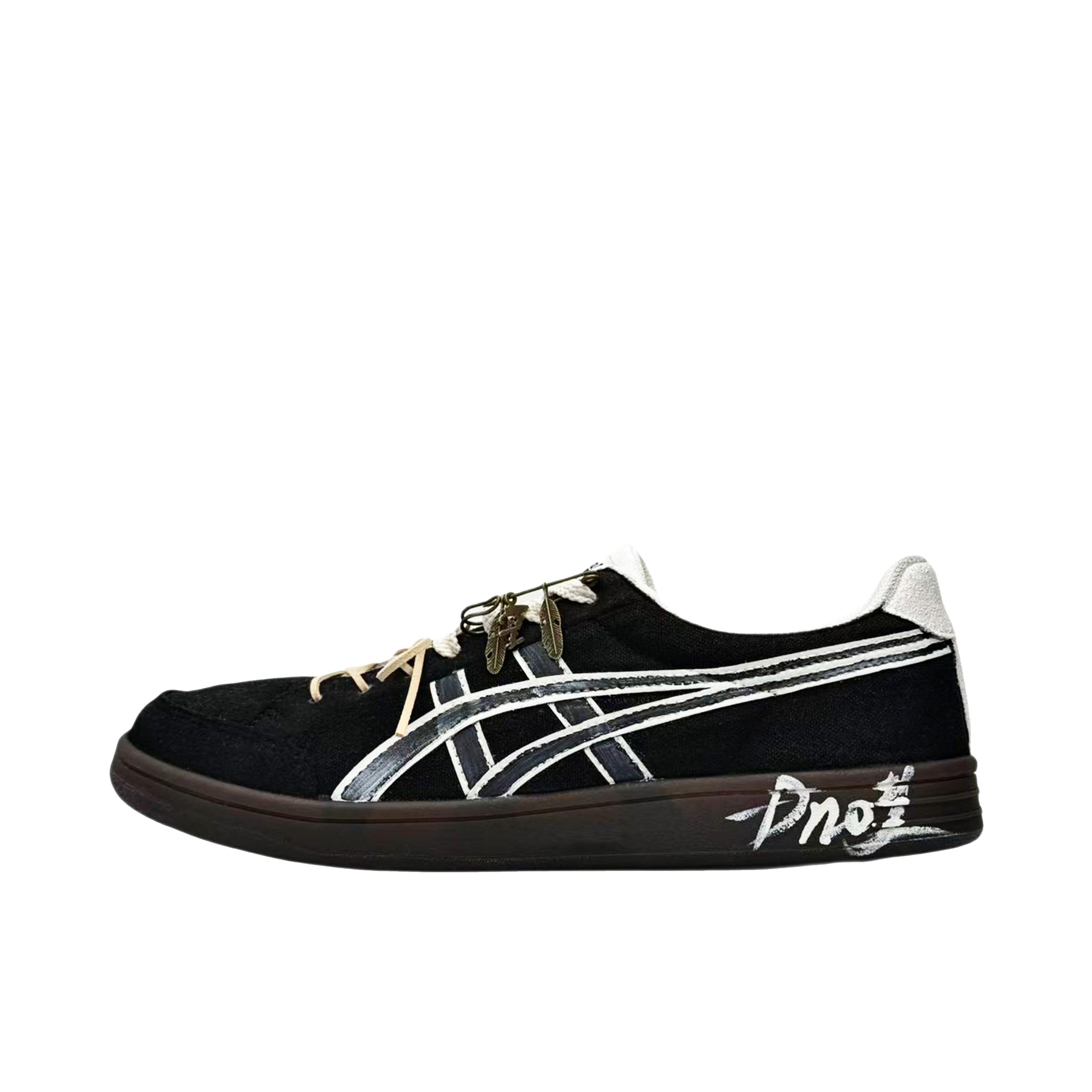 推荐商品：【定制球鞋】Onitsuka Tiger 鬼塚虎 Advanti 简约 防滑 低帮 耐磨 板鞋 幻墨黑羽