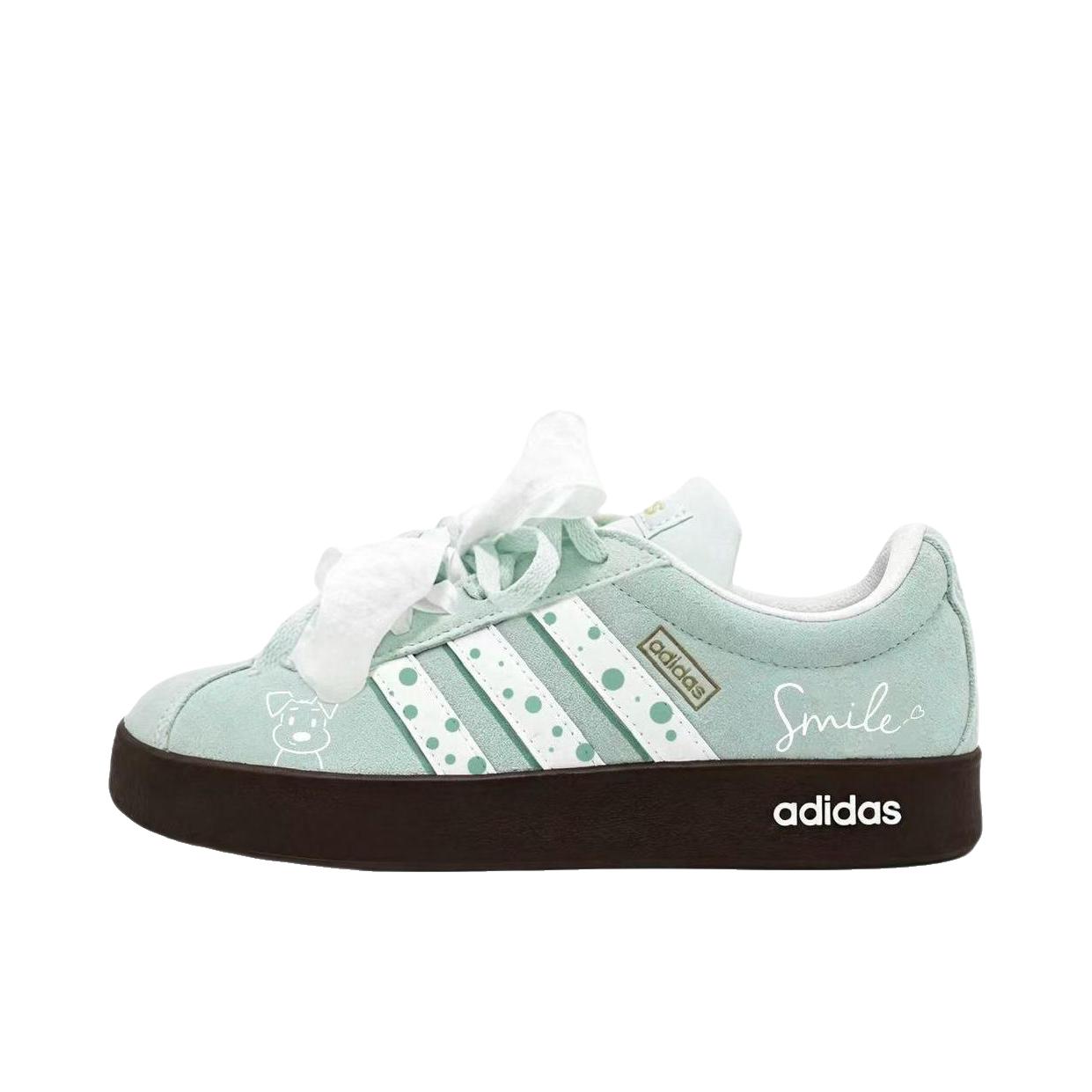推荐商品：定制款 adidas Vl Court Classic 板鞋 复古简约学院风皮革 薄荷小狗