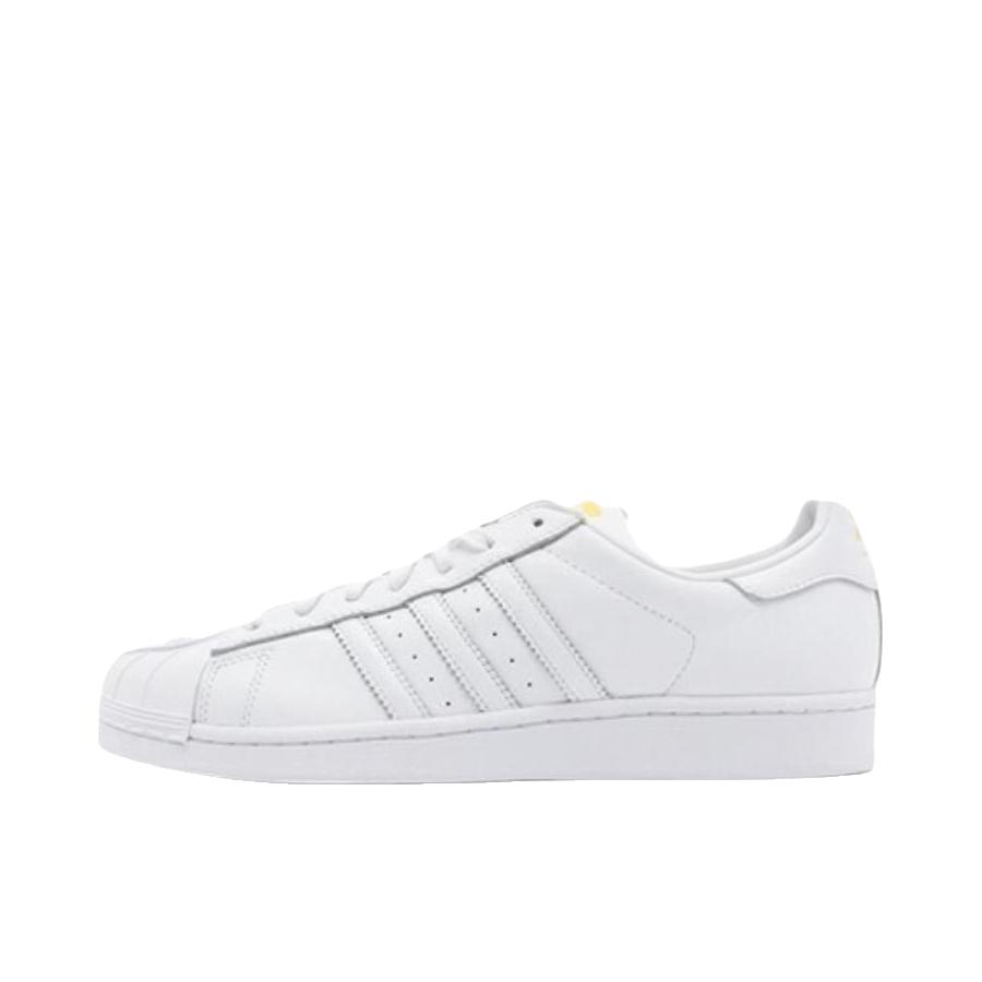 推荐商品：【宋雨琦同款】 adidas Originals Superstar 板鞋 轻便贝壳头薄底舒适百搭耐磨复古 奶白色