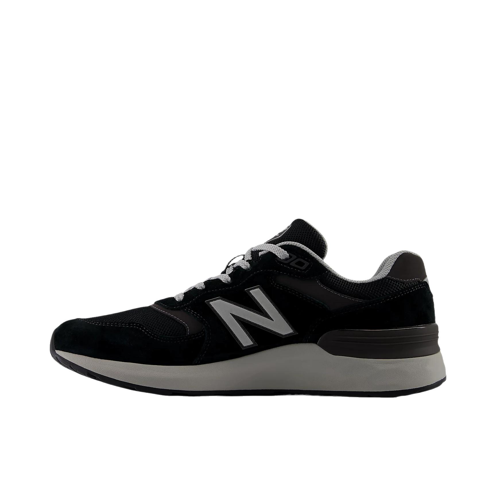 推荐商品：New Balance 880 v7 跑鞋 缓震透气休闲网面支撑慢跑鞋轻便防滑 D宽/黑色