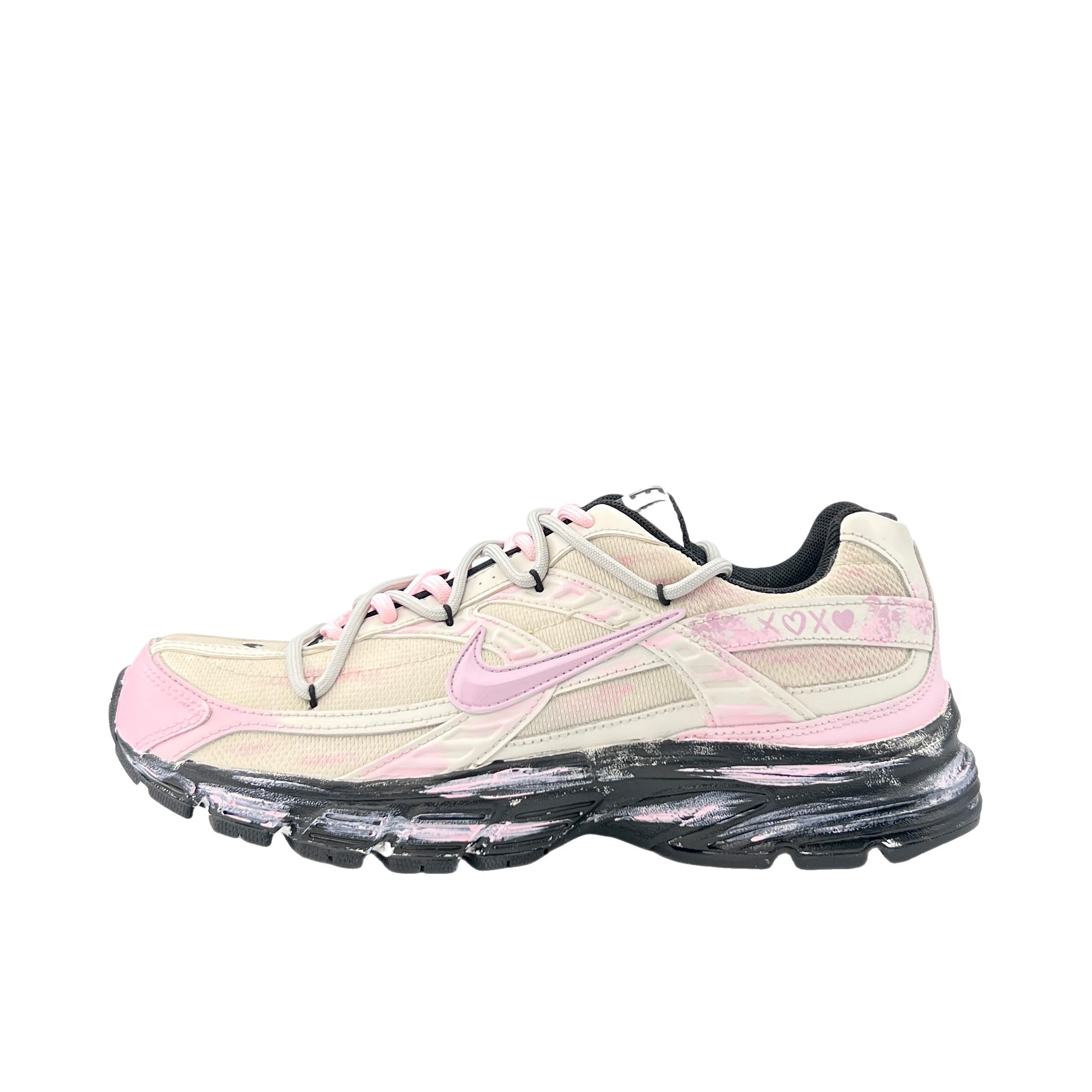 推荐商品：【定制球鞋】 Nike Initiator 跑鞋 做旧机能减震轻便网布透气防滑耐磨织物舒适支撑合成革休闲百搭 盛夏春桃