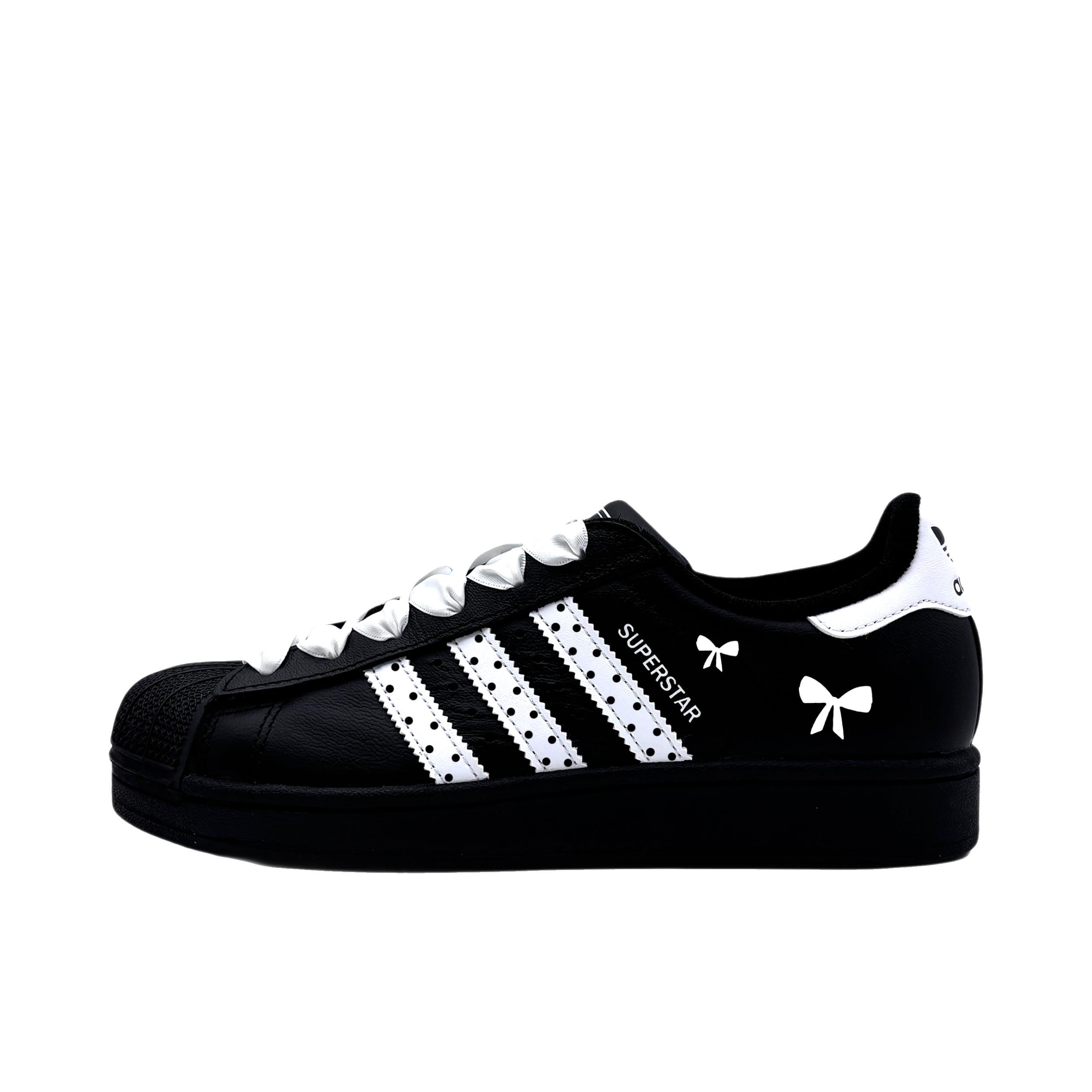 推荐商品：定制款 adidas Originals Superstar 2 板鞋 防滑减震低帮系带 大童/复古波点
