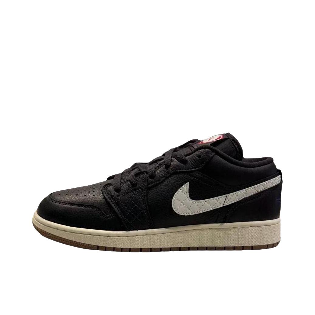 推荐商品：Nike Air Force 1 空军一号 板鞋 轻便舒适百搭耐磨防滑复古 GS款/深黑色