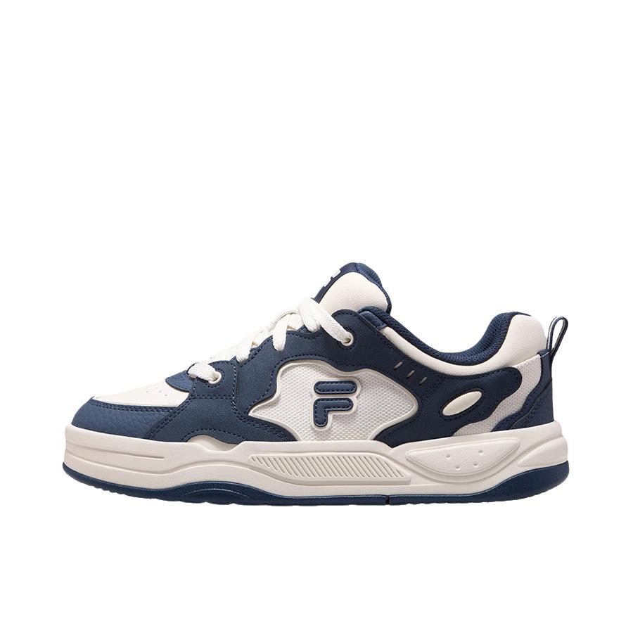 推荐商品：FILA/斐乐 BANK 2 DX 板鞋 情侣轻便圆头 豆腐白/军蓝色