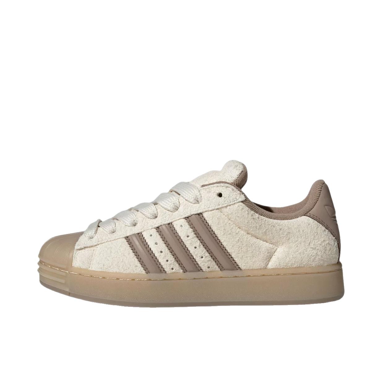 推荐商品：adidas Originals SUPERSTAR ST 板鞋 圆头平跟橡胶贴合耐穿 白色/粉色/棕色