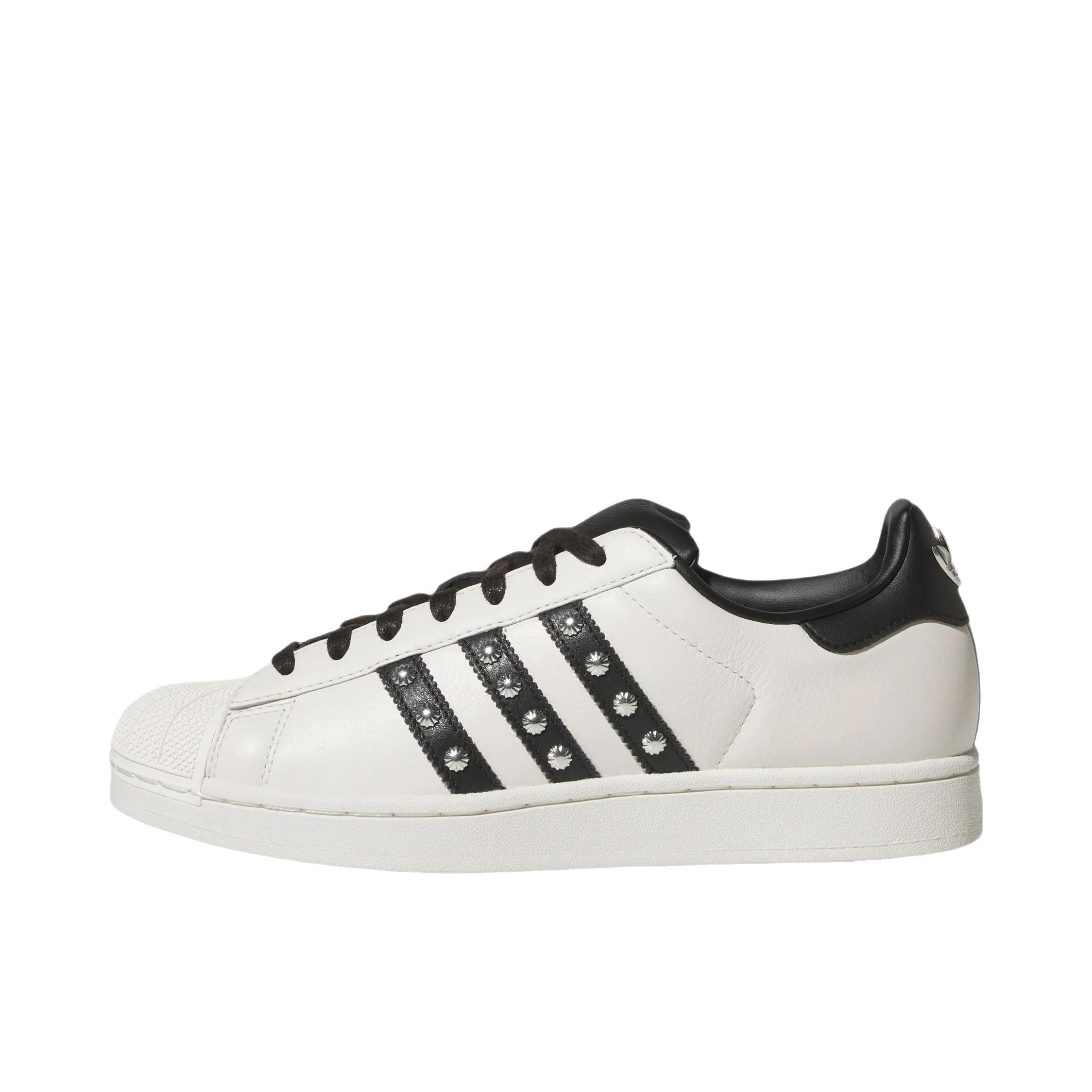 推荐商品：adidas Originals Superstar 2 板鞋 复古防滑耐磨贝壳头贴合圆头支撑 汉玉白/黑色/金属银