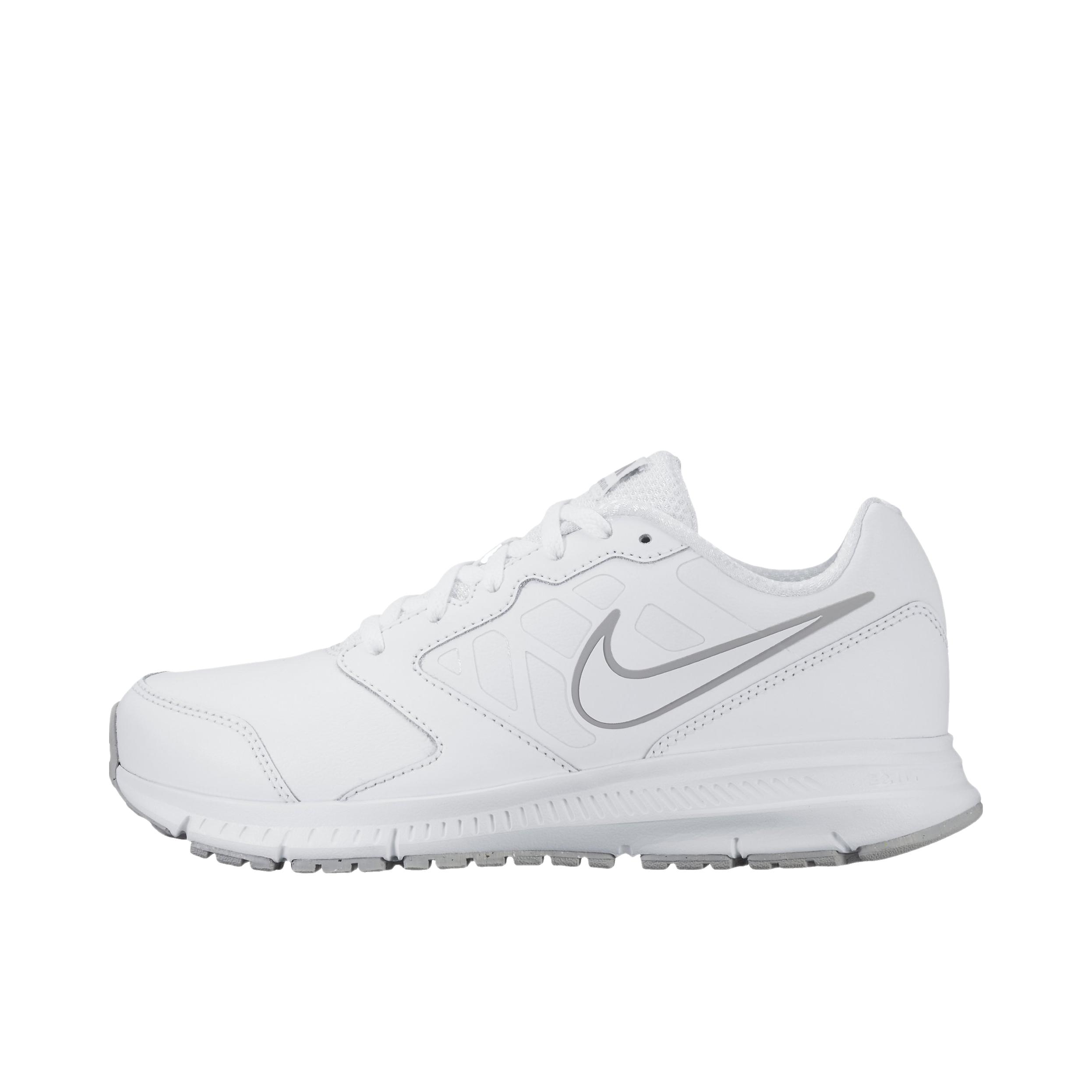 推荐商品：Nike Downshifter 6 耐磨 舒适透气 休闲 跑鞋 大童/白色/灰色