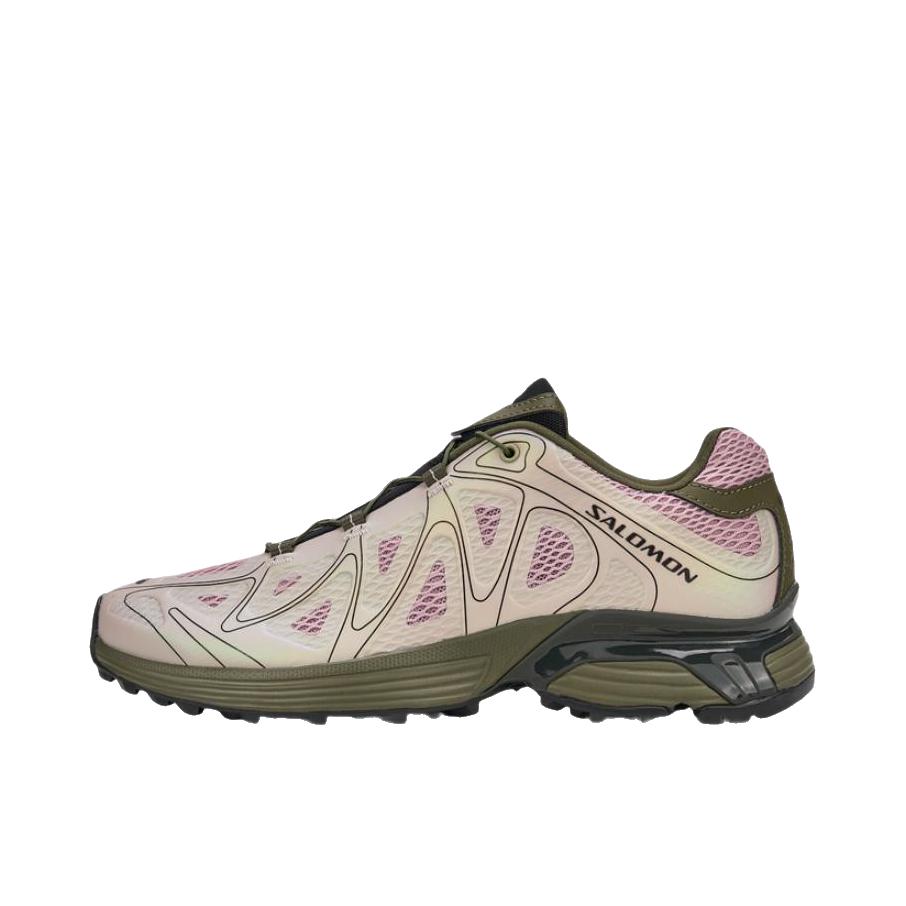 推荐商品：Salomon/萨洛蒙 XT-WHISPER VOID 鎏光系列 户外休闲鞋 减震反光圆头平跟 黎明粉 