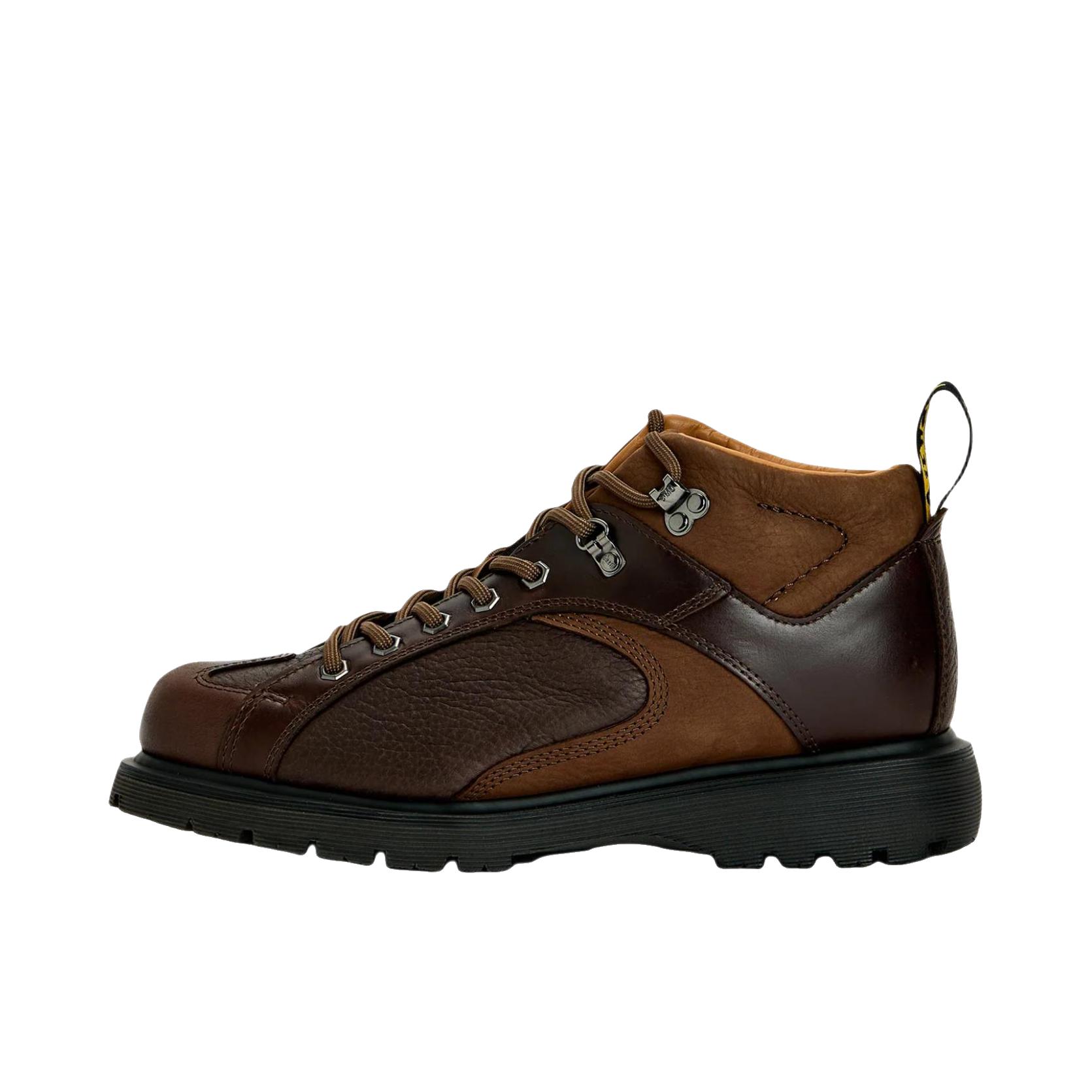 推荐商品：Dr. Martens Alp 马丁靴 运动及踝舒适 棕色