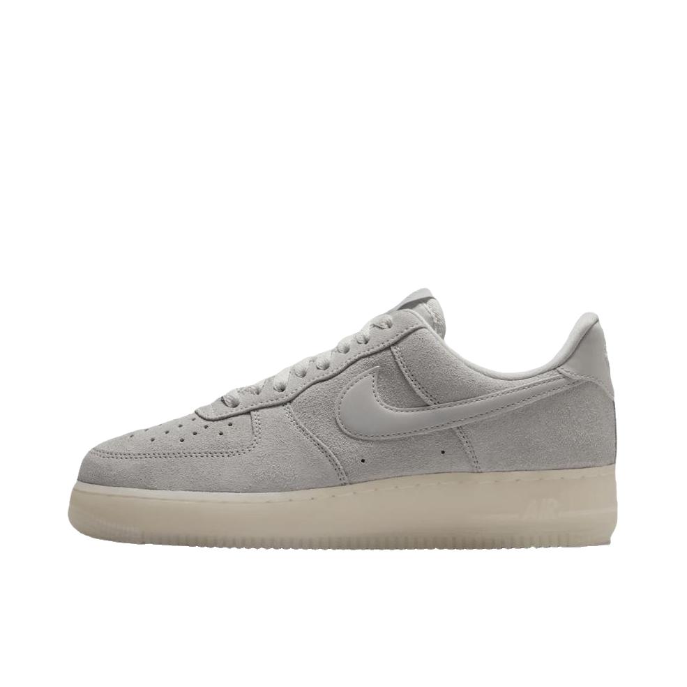 推荐商品：Nike Air Force 1 空军一号 板鞋 轻便舒适百搭耐磨防滑复古 女款/浅灰色