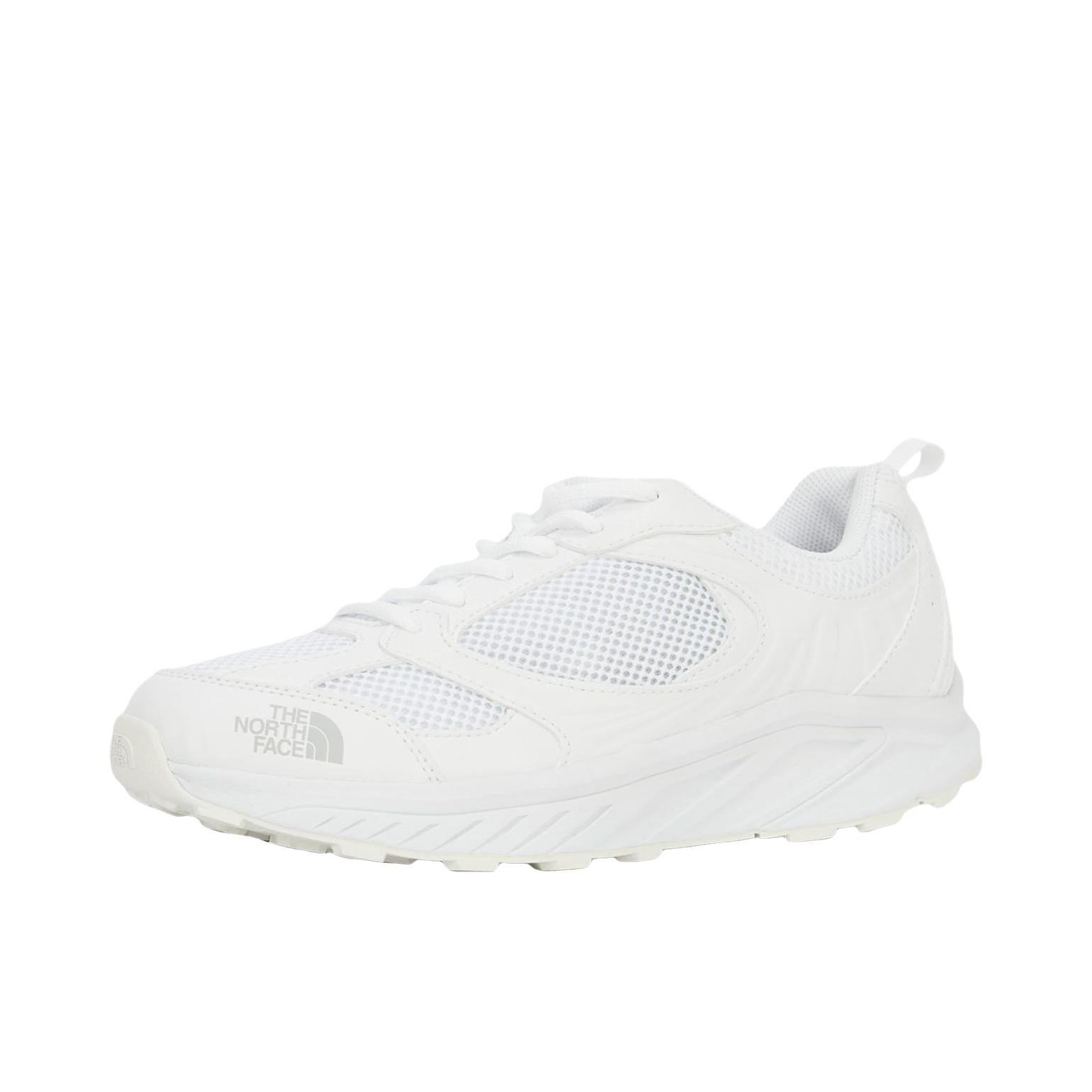 推荐商品：TheNorthFace/北面 SOLID RUNNER 跑鞋 百搭减震低帮 纯白色